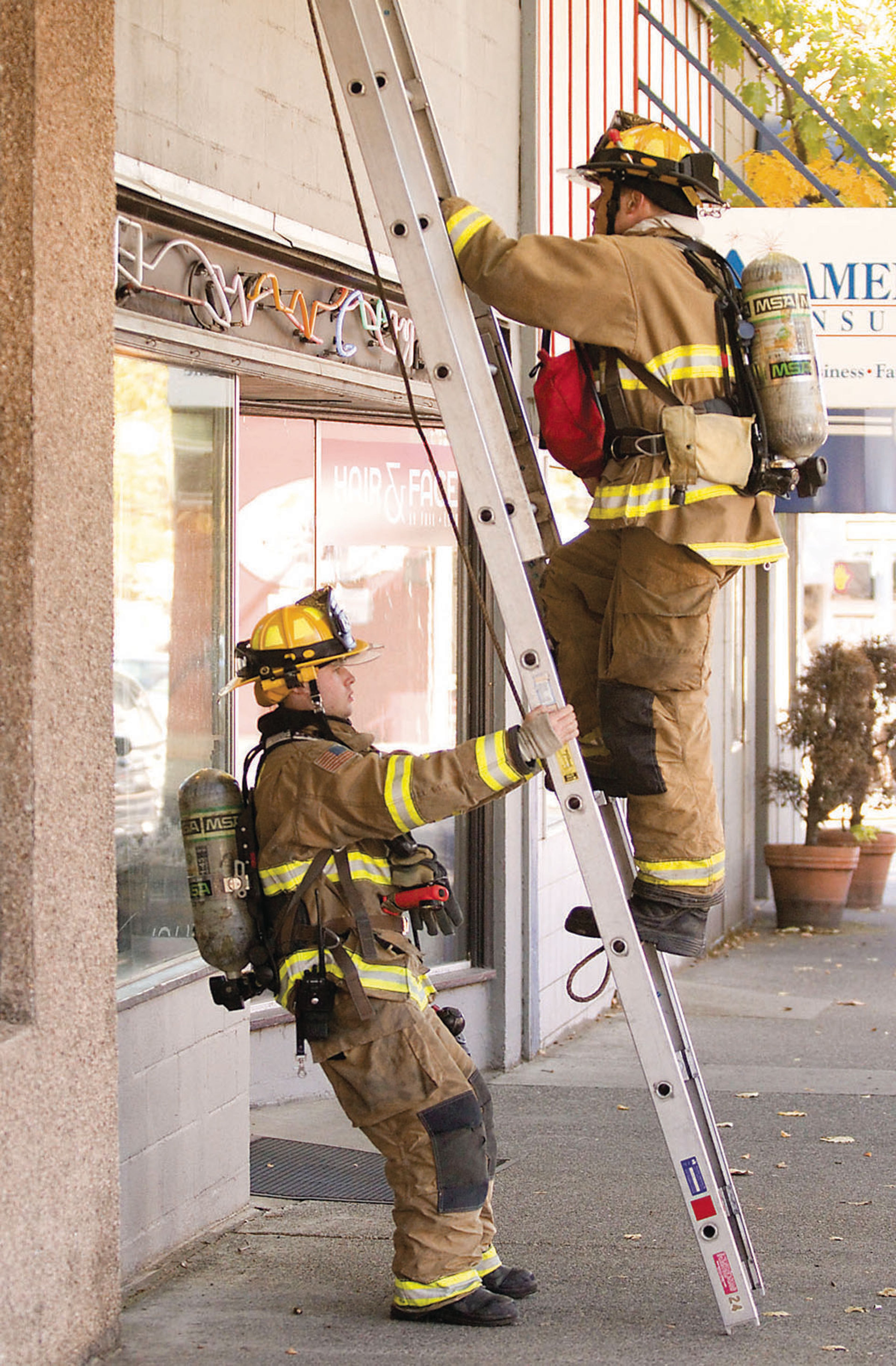Spot news photo Smoke at Marketime Drug
