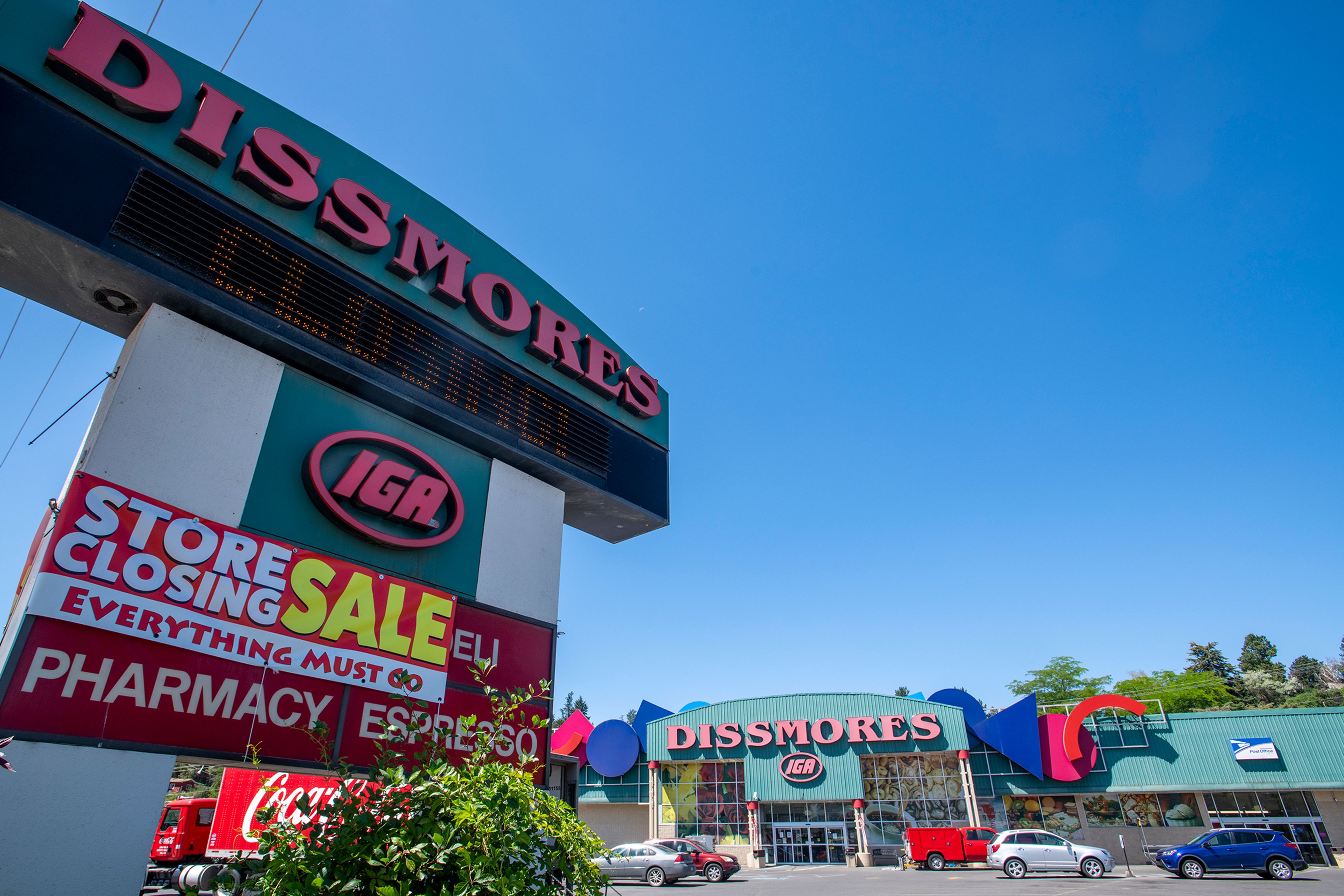 Dissmore’s IGA advertises a store's closing sale on its final day in business Friday in Pullman.