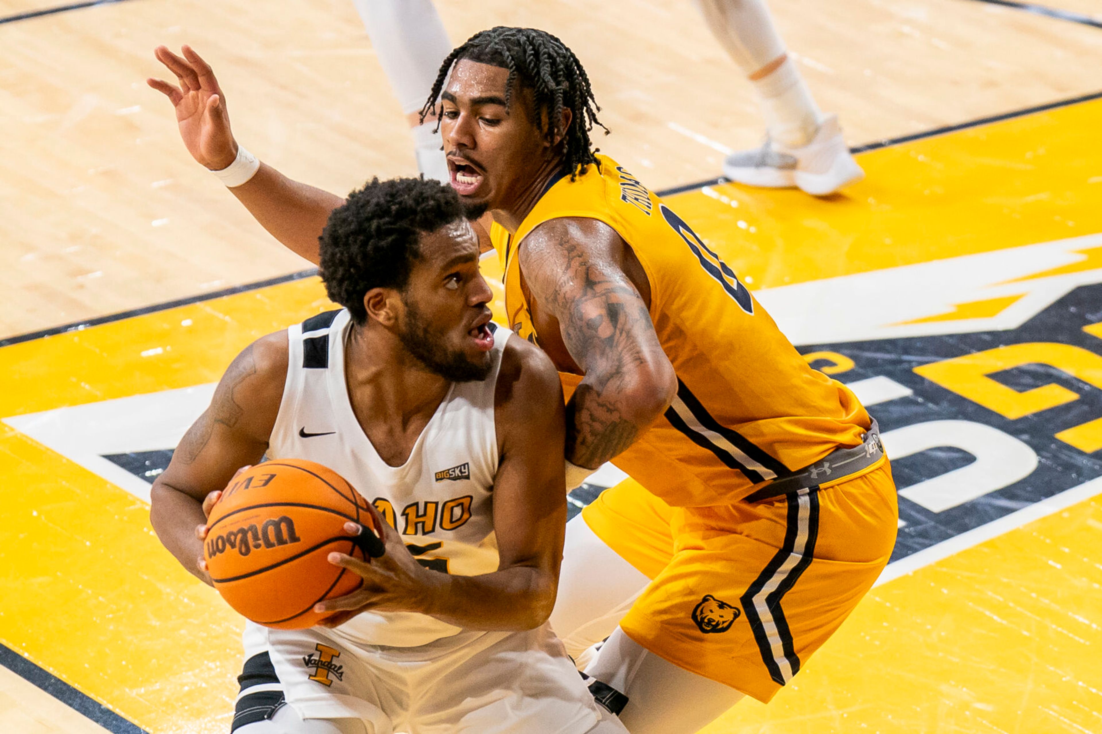 Idaho’s Terren Frank, left, looks for a shot during a game against Northern Colorado on Jan. 27 at ICCU Arena in Moscow.