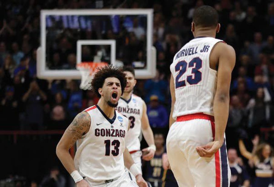 Norvell Jr. helps Gonzaga escape UNCG
