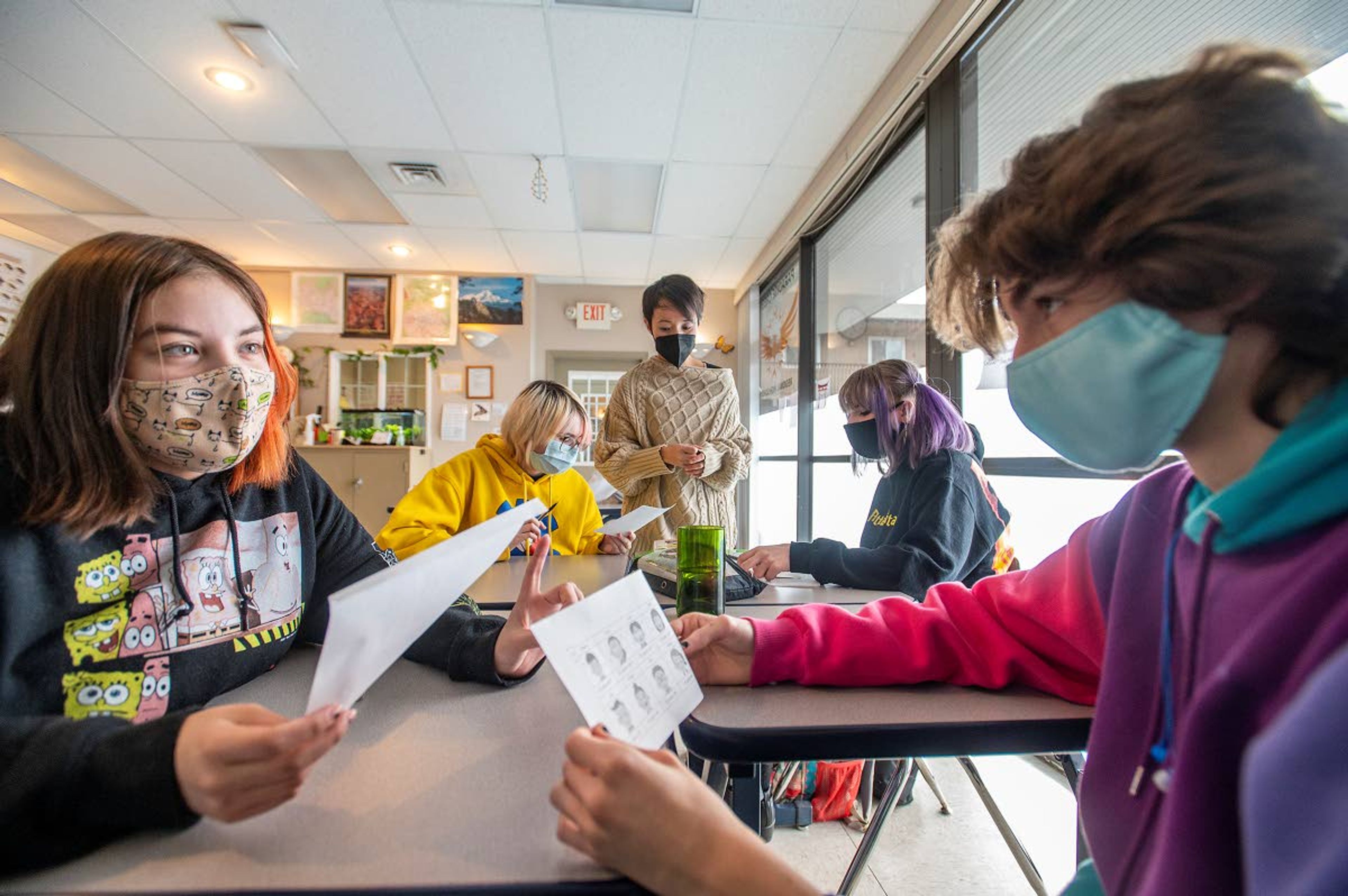 University of Idaho Japanese instructor Azusa Tojo, center, works with Kaitlyn Osborne, back left, and Alyssa Dyer, back right, as Jewel Elliot, front left, and Marcus Bobier practice introducing themselves in Japanese on Wednesday at Paradise Creek Regional High School in Moscow. Tojo is nearly halfway through a two-month Japanese culture course with the students. “I appreciate the school helping enforce the materials we learn. I feel like they are really trying to learn,” Tojo said.