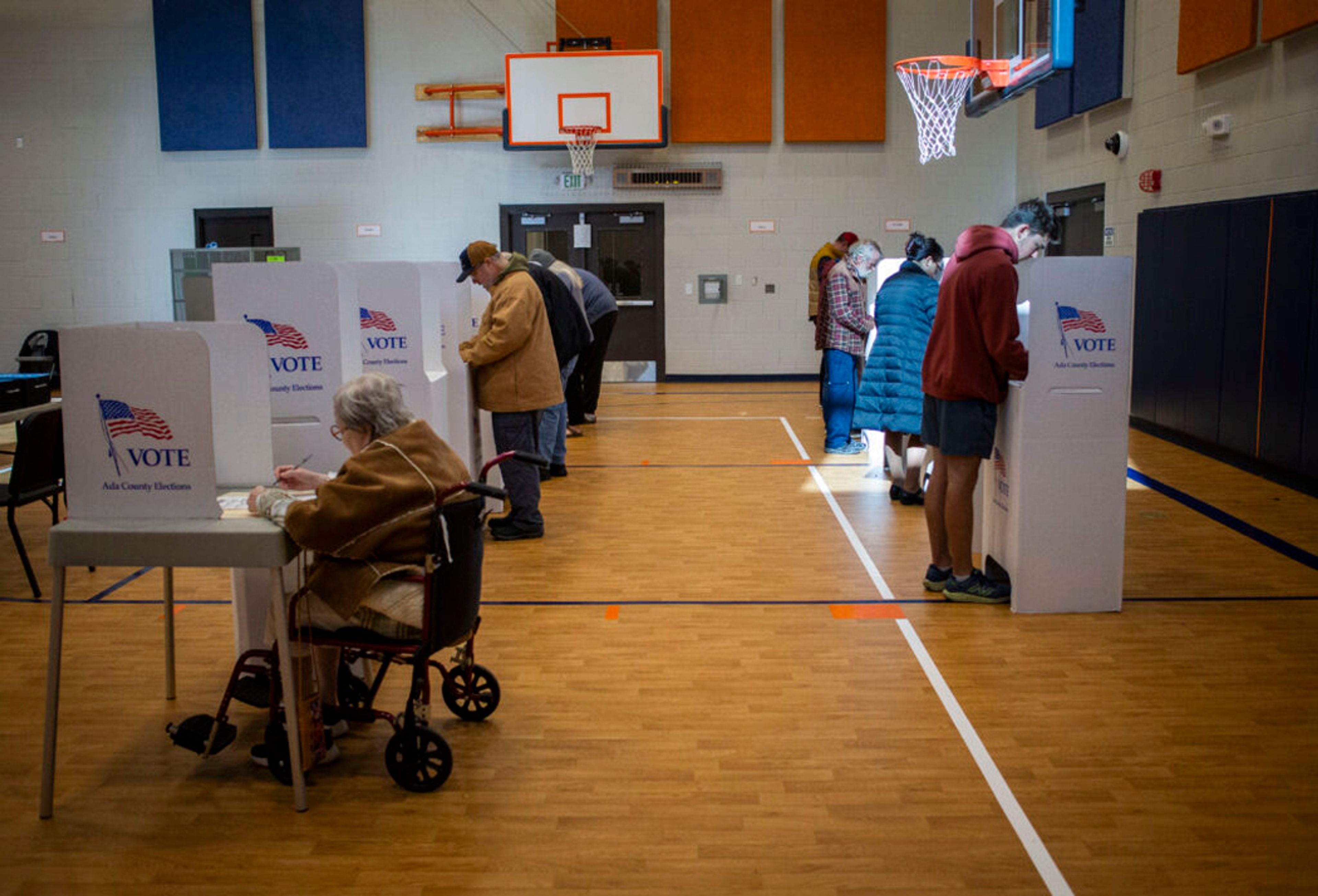 Voters cast their ballots Tuesday, Nov. 5, 2024, at Longfellow Elementary School in Boise. Photo By Pat Sutphin