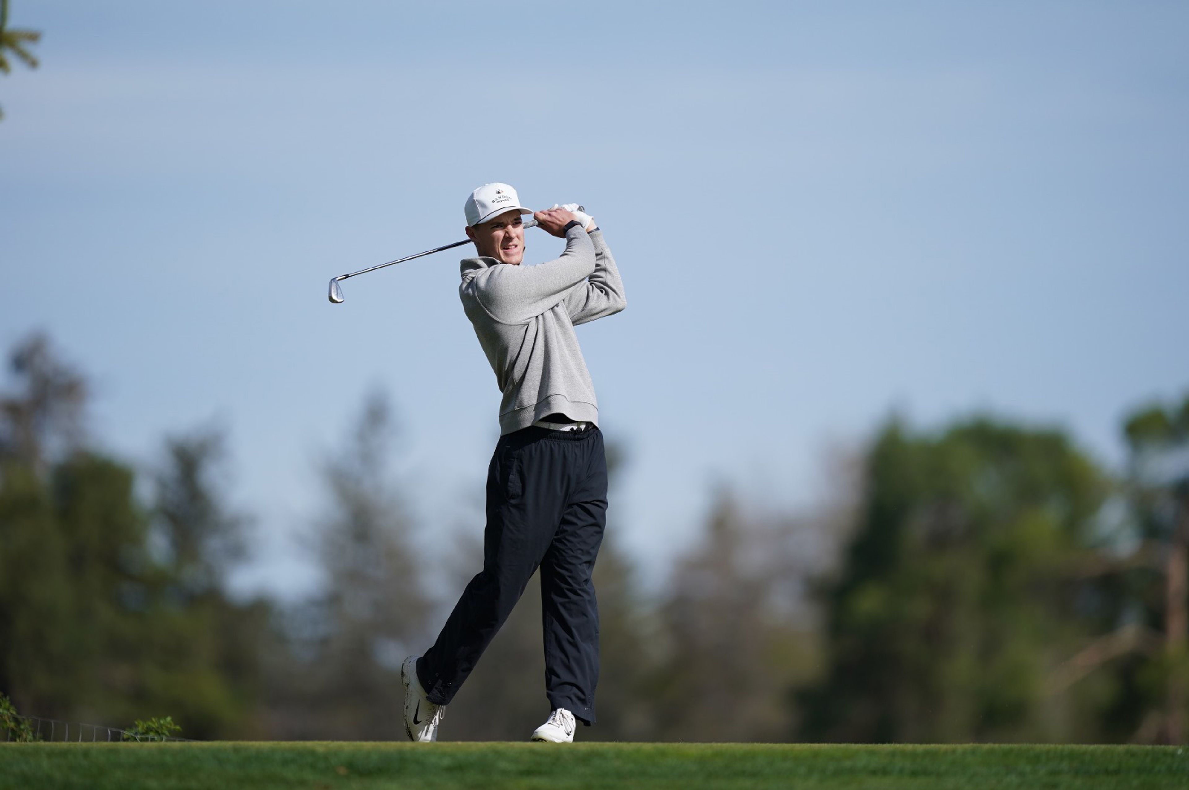 Idaho's Joe Sykes takes a swing during the Battle For Idaho golf dual with Boise State on Tuesday at Hillcrest Country Club in Boise.