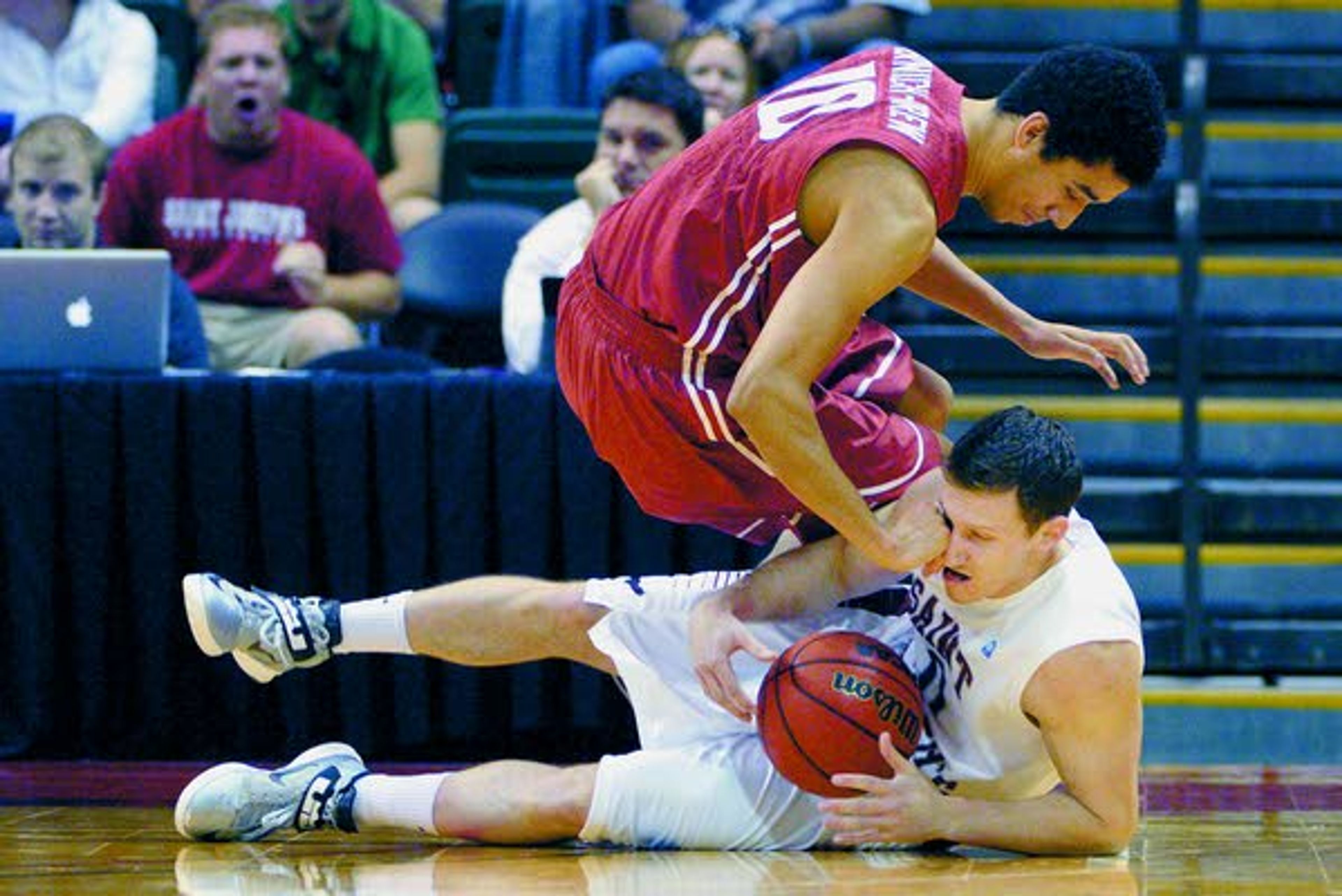 St. Joseph's turns back WSU at Old Spice tourney