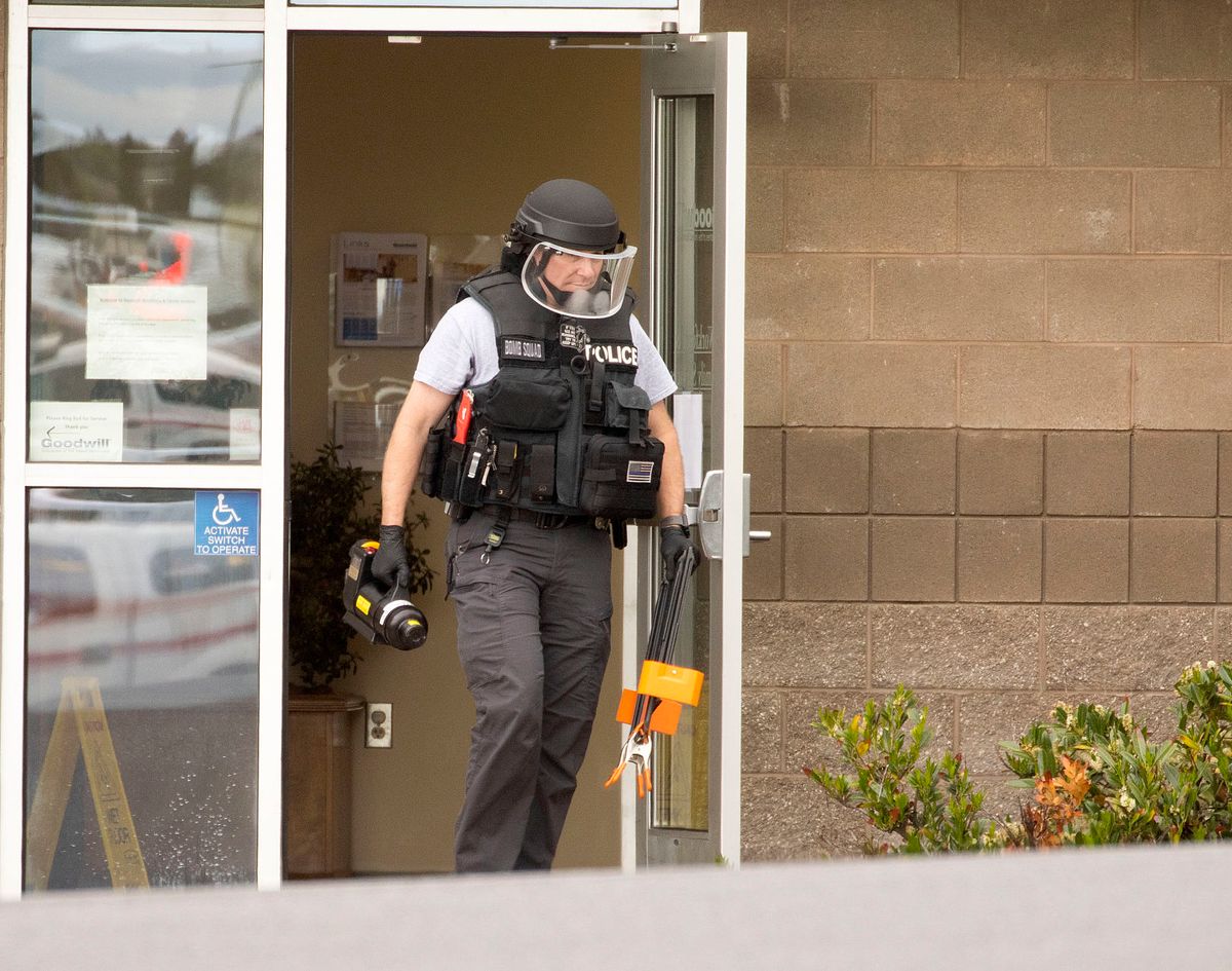 Spokane bomb squad en route to Moscow after suspicious devic...