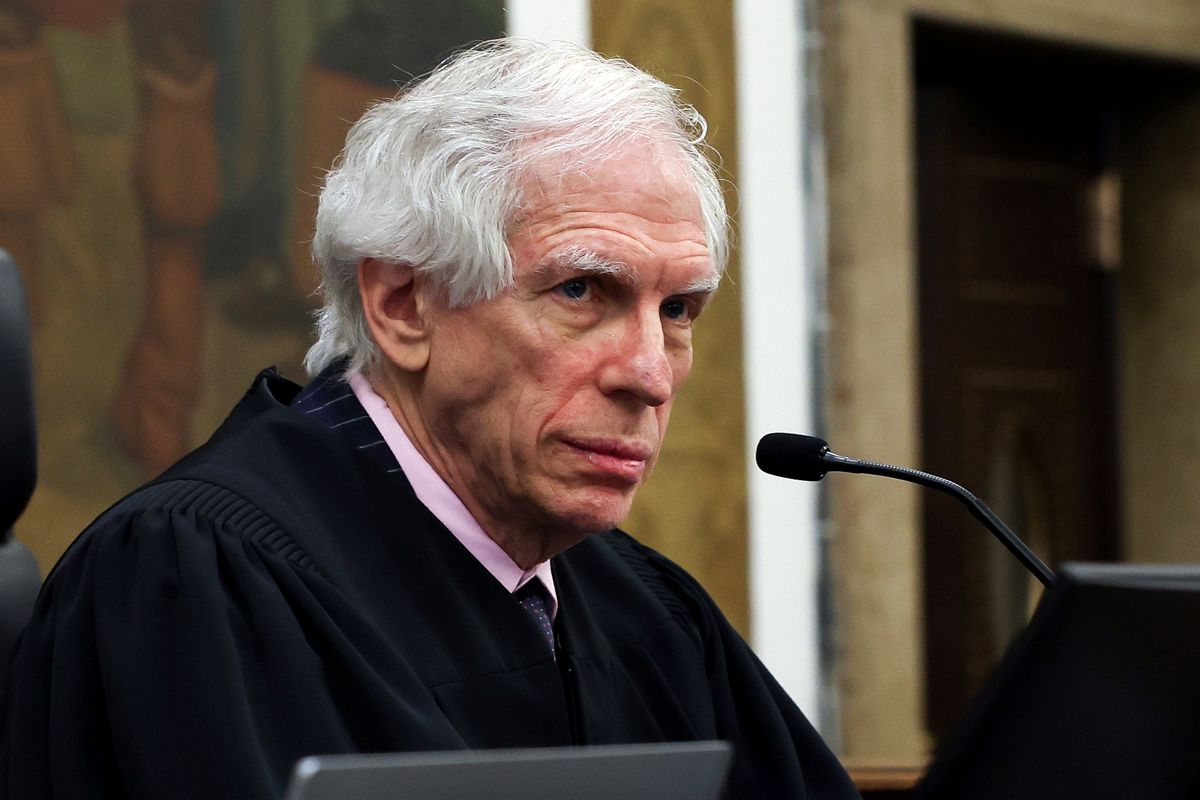 Appeals court throws out civil fraud penalty against Trump