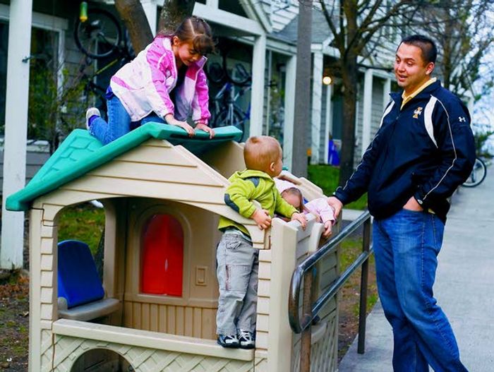 Tillman Foundation helps couple graduate from the UI