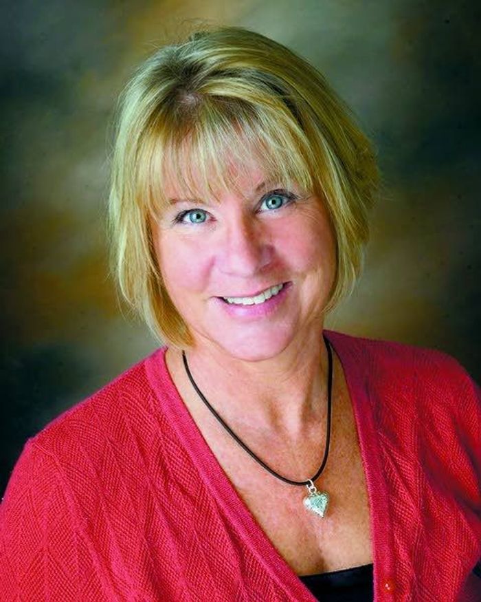 Brief Three local Windermere realtors complete intensive