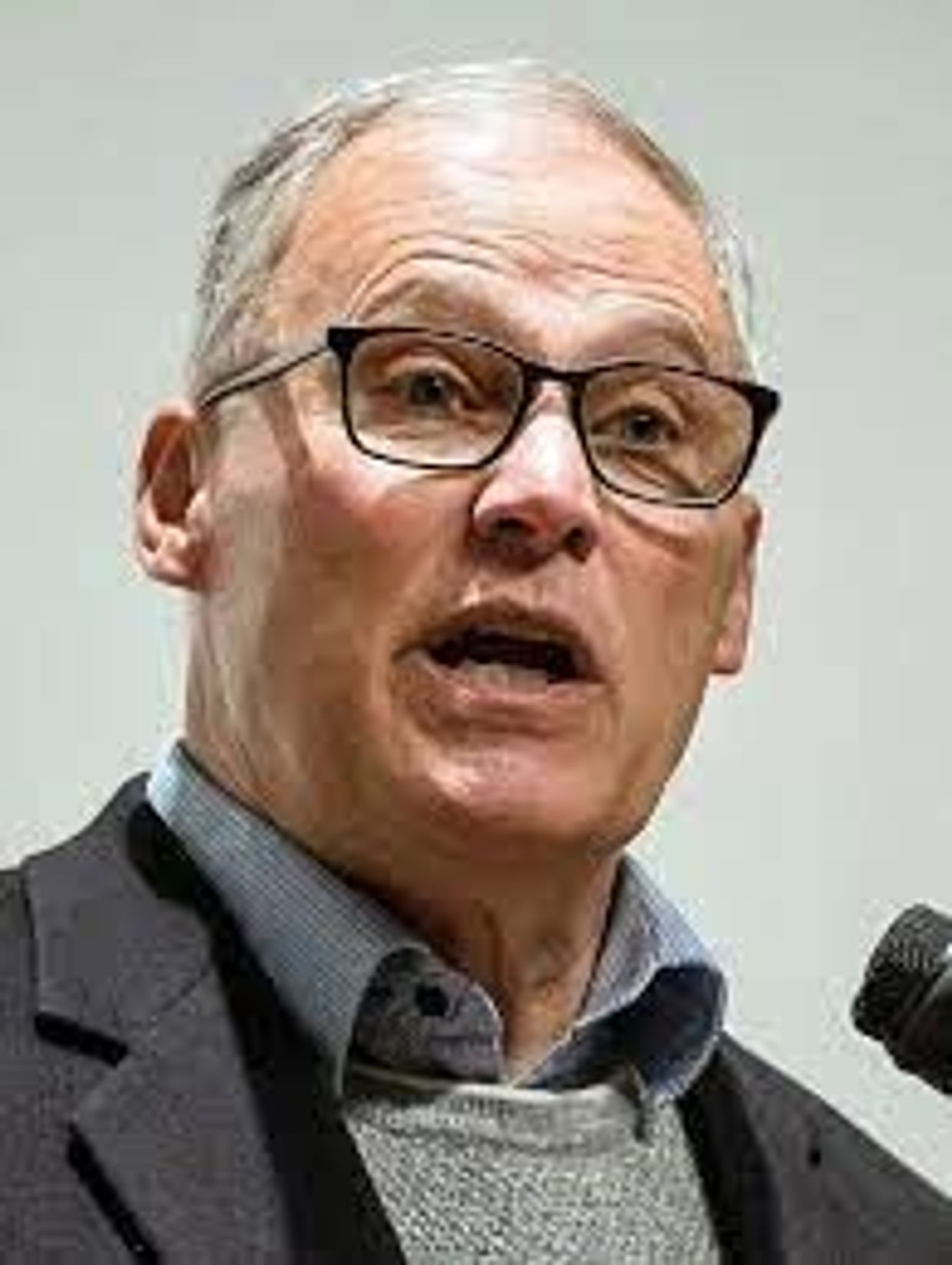 Inslee signs breaching, fire bills