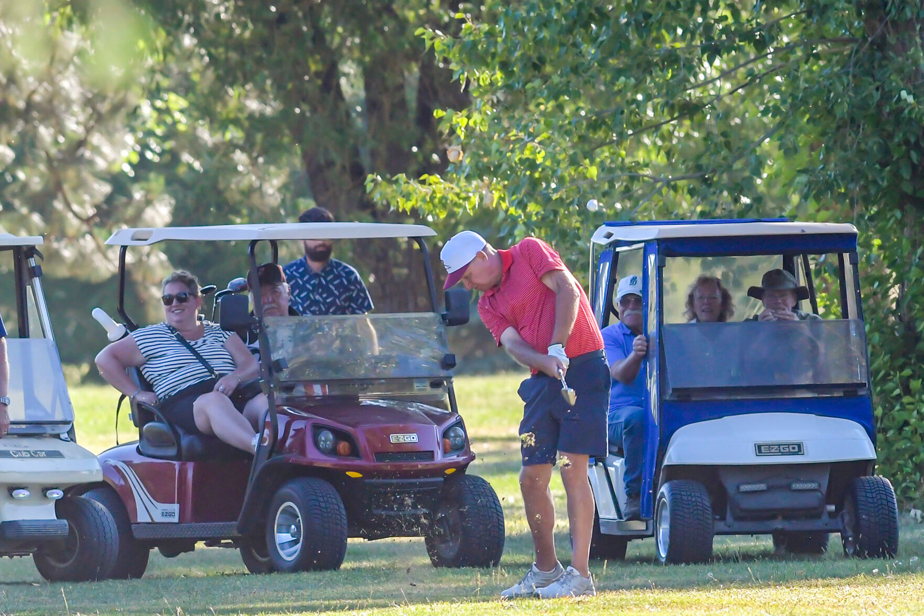 Kevin Peterson hits his ball on the last hole at the annual Moscow Elks Lodge Golf Club Sole Survivor tournament Thursday in Moscow.