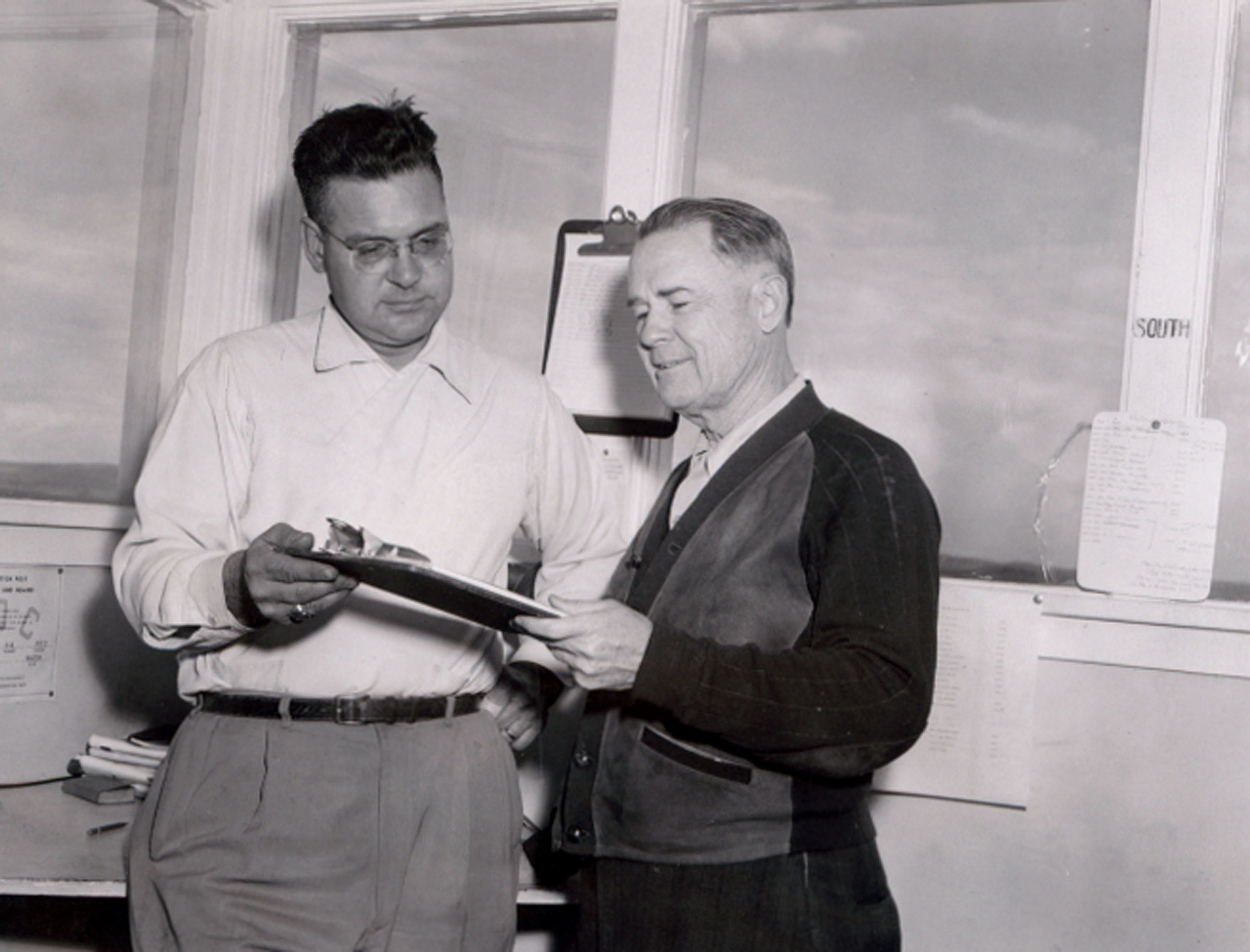 Campus photographer Bob Bullis, left, and chemistry professor Harry Cole were the first two heads of Pullman’s GOC post. The photo was taken in June 1954.