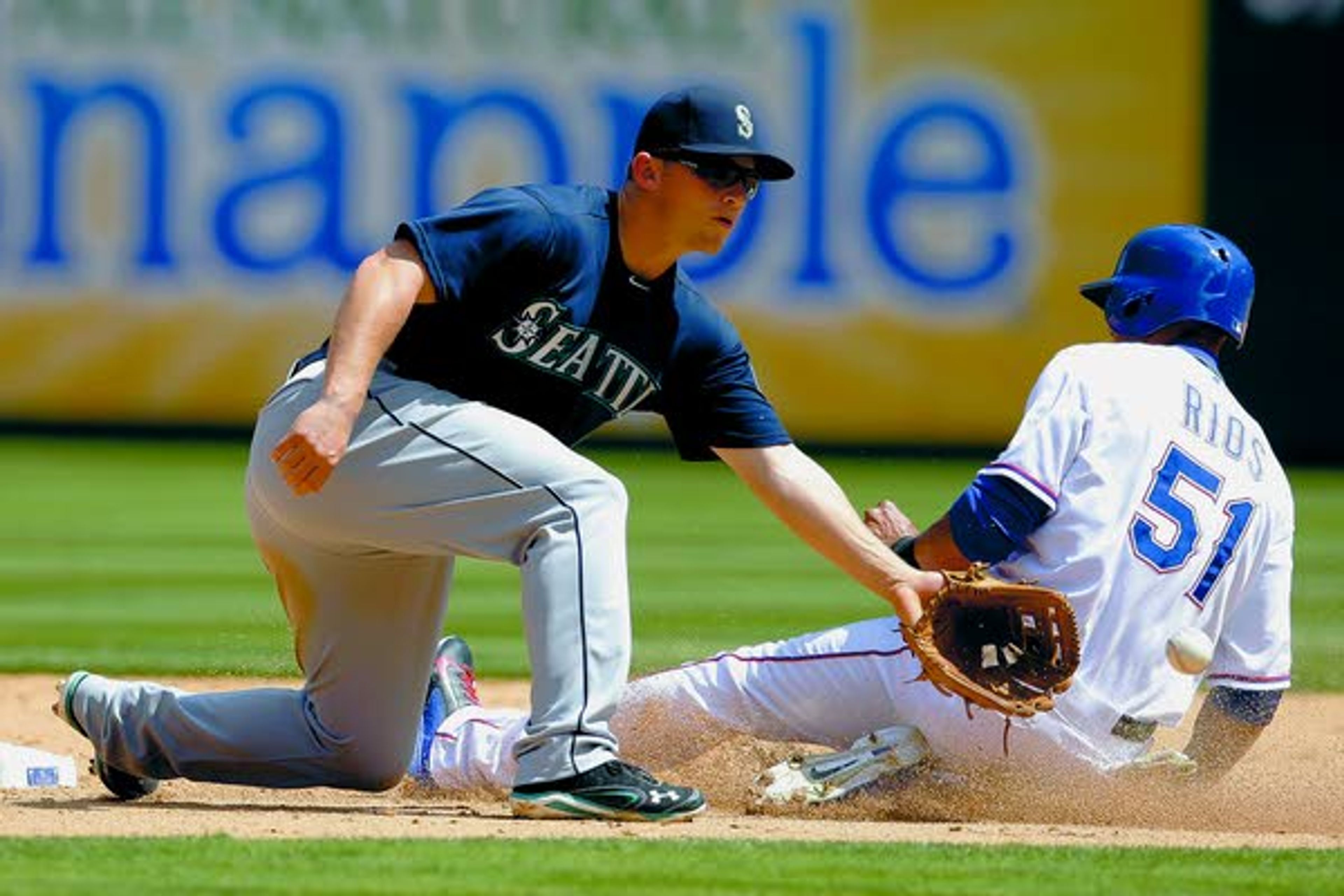 Choo's homer leads Rangers past Mariners