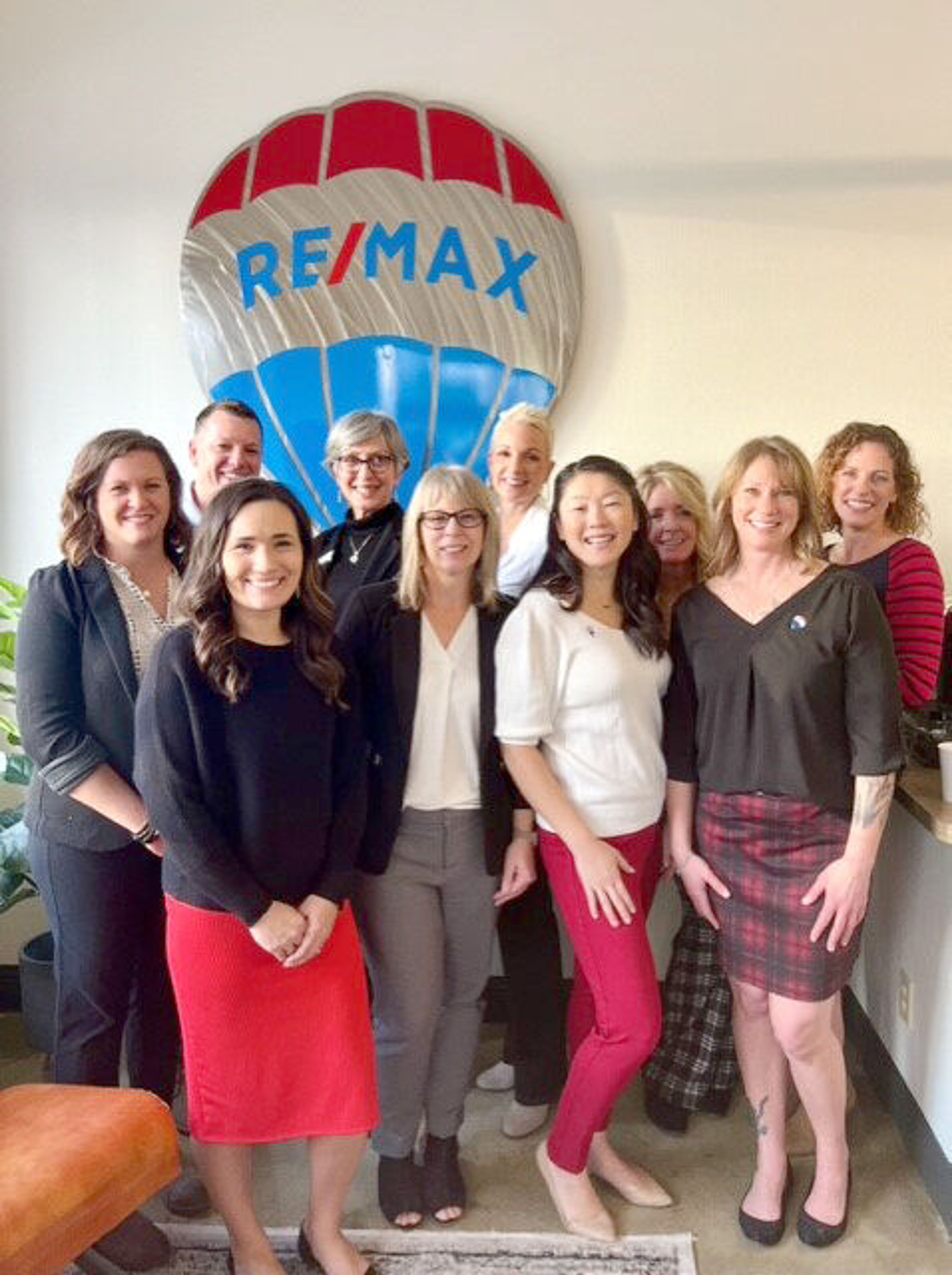 RE/MAX Connections of Moscow last week celebrated a move to its new downtown Moscow location at 318 S. Main St. next to the Frienship Square fountain. The real estate agency had previously been at 325 W. Third St. for 15 years. RE/MAX Connections also learned Friday it had earned the RE/MAX 2022 Brokerage of the Year Award for the state of Idaho. Pictured at a Friday gathering in the new office are (back row, left to right) Realtor Katie DeWinkle, Realtor Mike Spellman, Realtor Nancy Tribble, Realtor Kristie Mattoon, office manager Diann Boudreau and Realtor Angie Spellman. In the front row, left to right, are Realtor Mariana Bollman, broker Teri Skiles, associate broker Aline Gale, and licensee Shelly Candler. Not pictured are Realtors Brian Loomis, Susan Miller and Terri Guenthner.