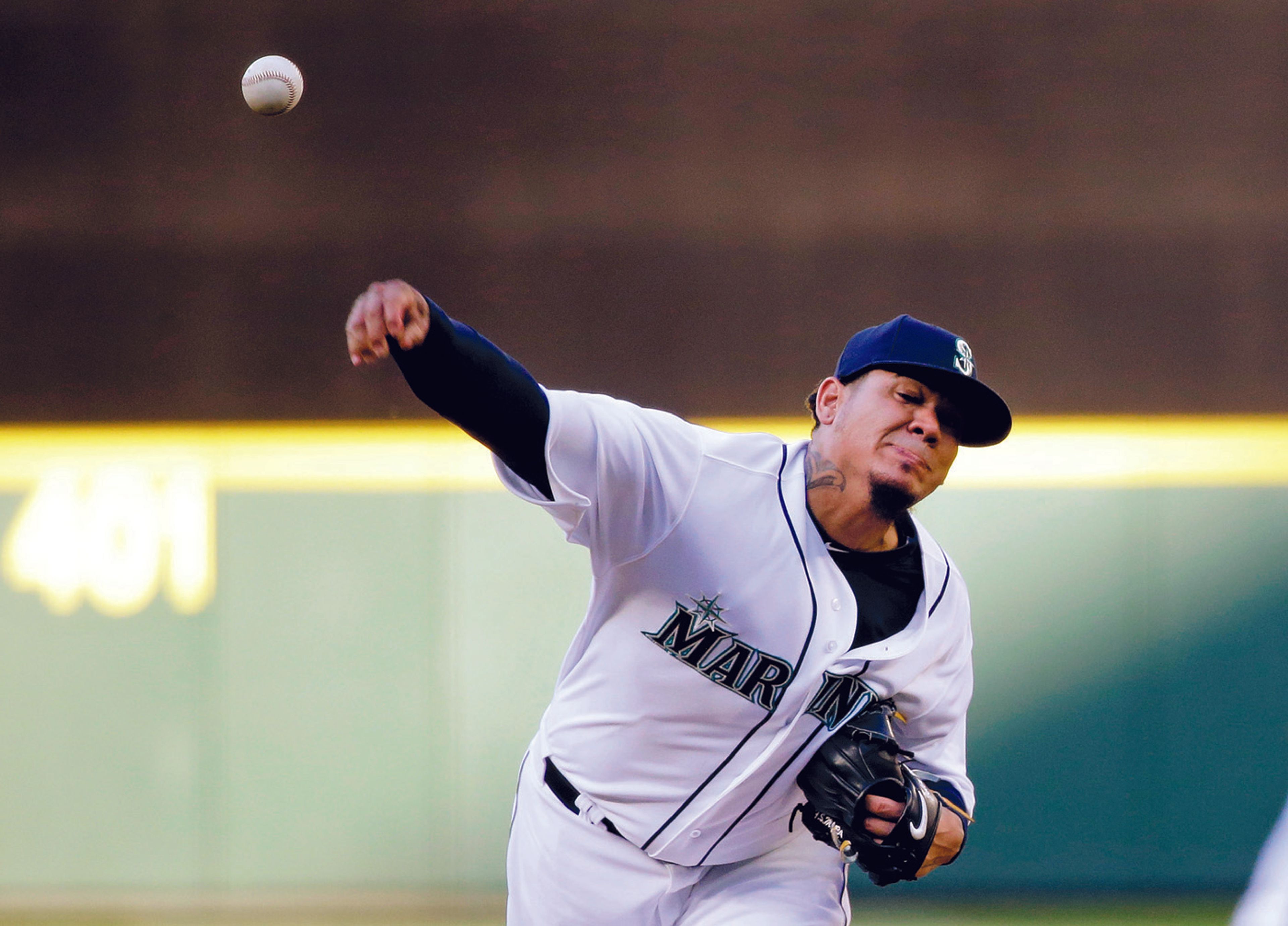 Hernandez struggles again in 41 loss to Astros