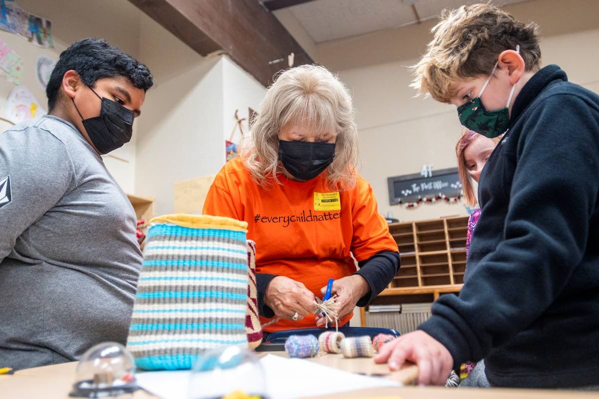 Moscow school weaves ‘sally bag’ project into curriculum