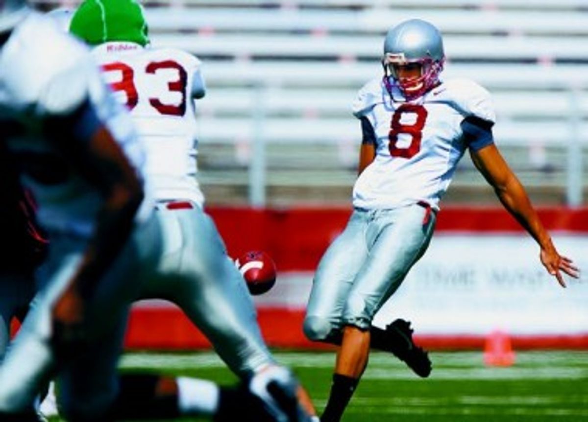 WSU's Forrest shows off leg at combine