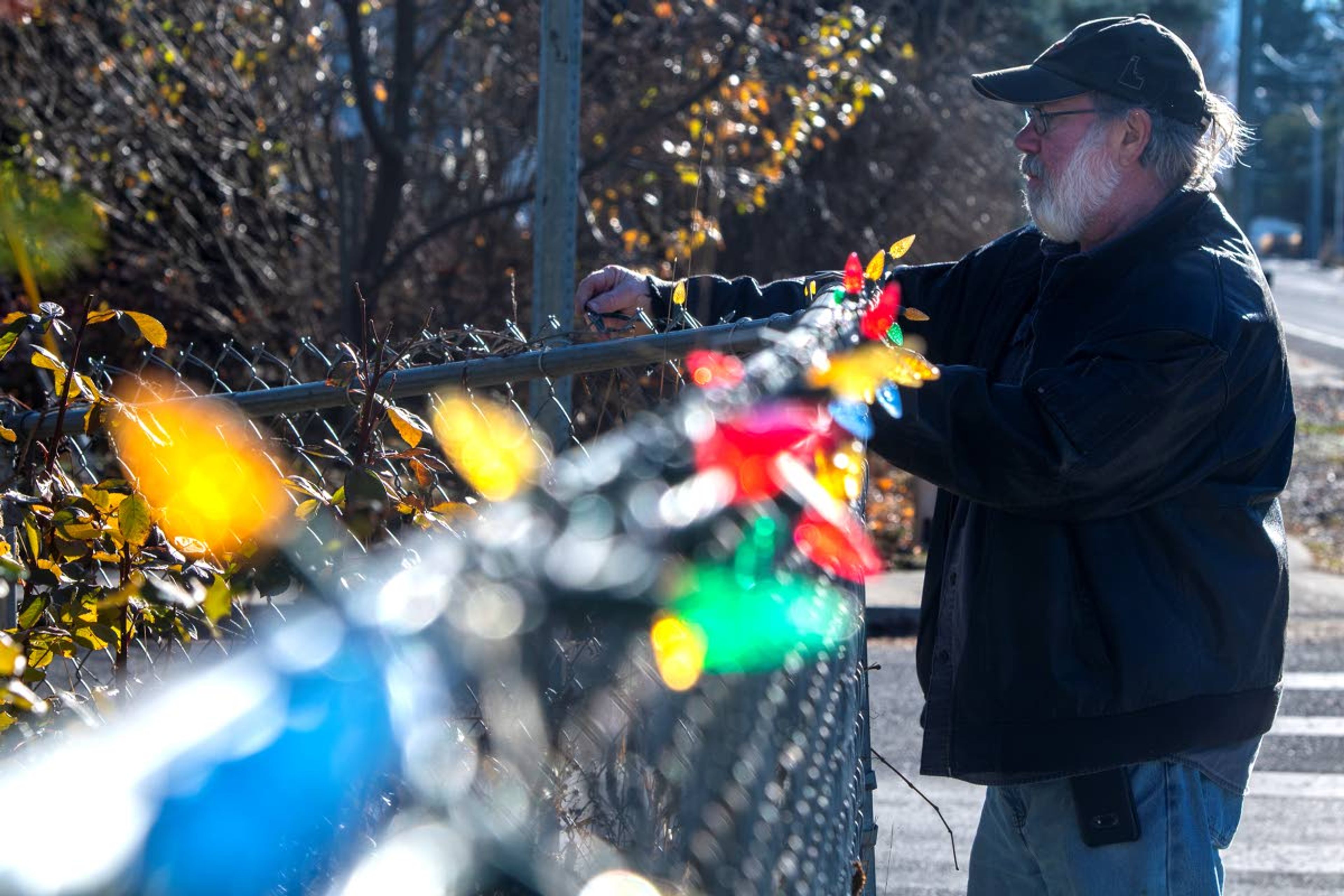 Photo Stringing lights