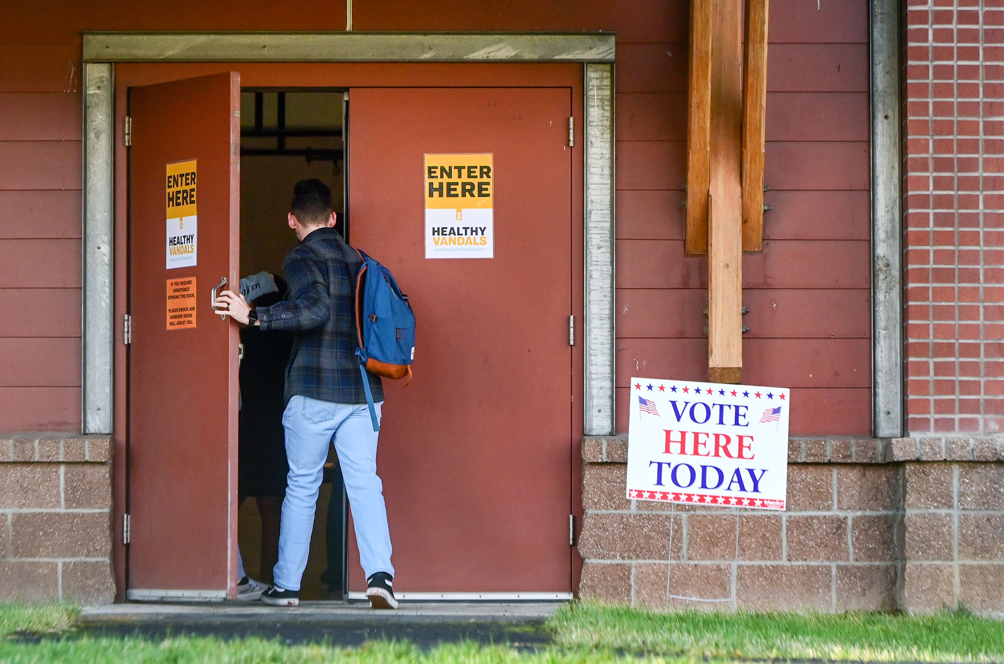 People enter the University of Idaho Student Recreation Center, a polling location for Latah County, to vote Tuesday in Moscow.