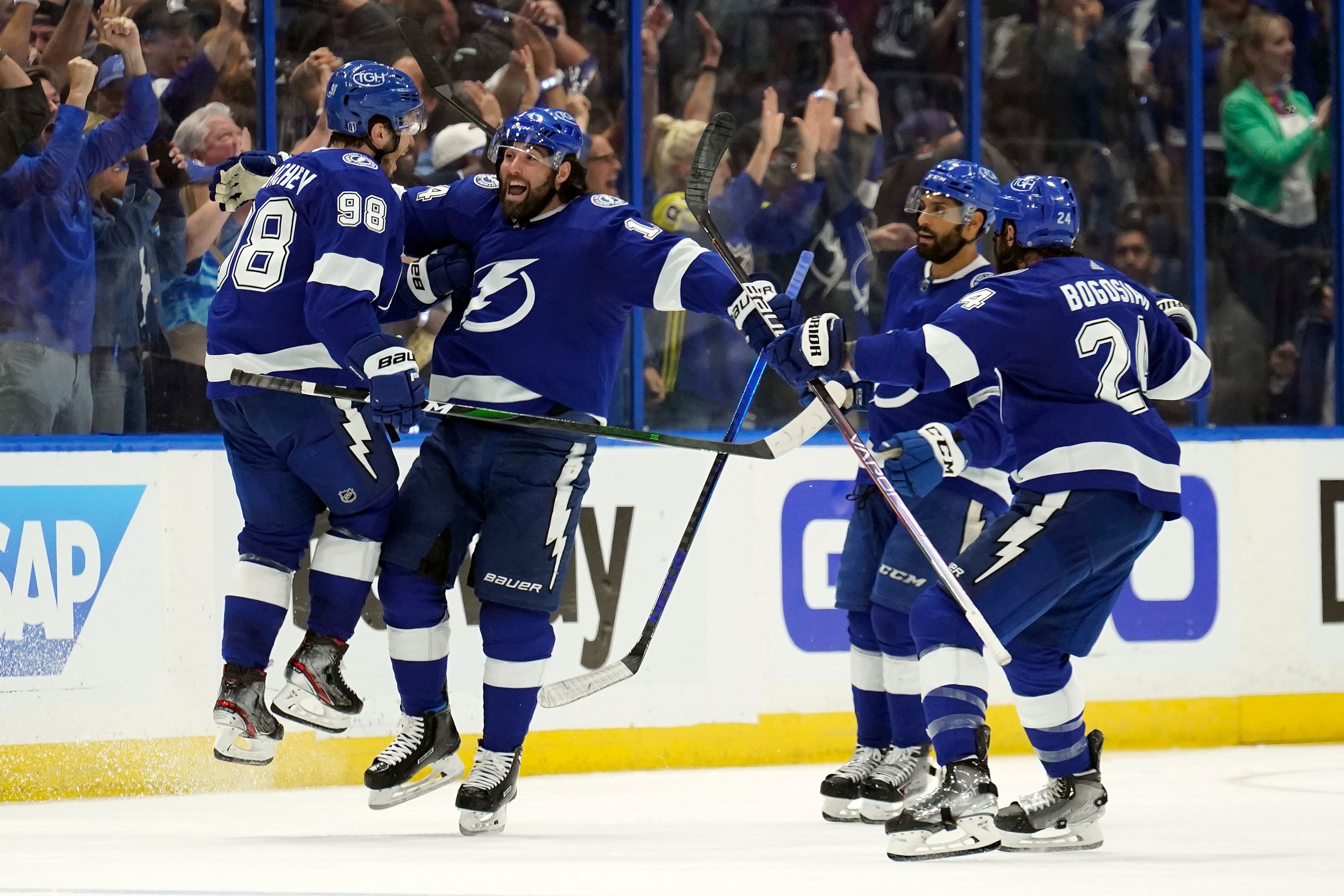 Vasilevskiy helps Lightning sweep Panthers