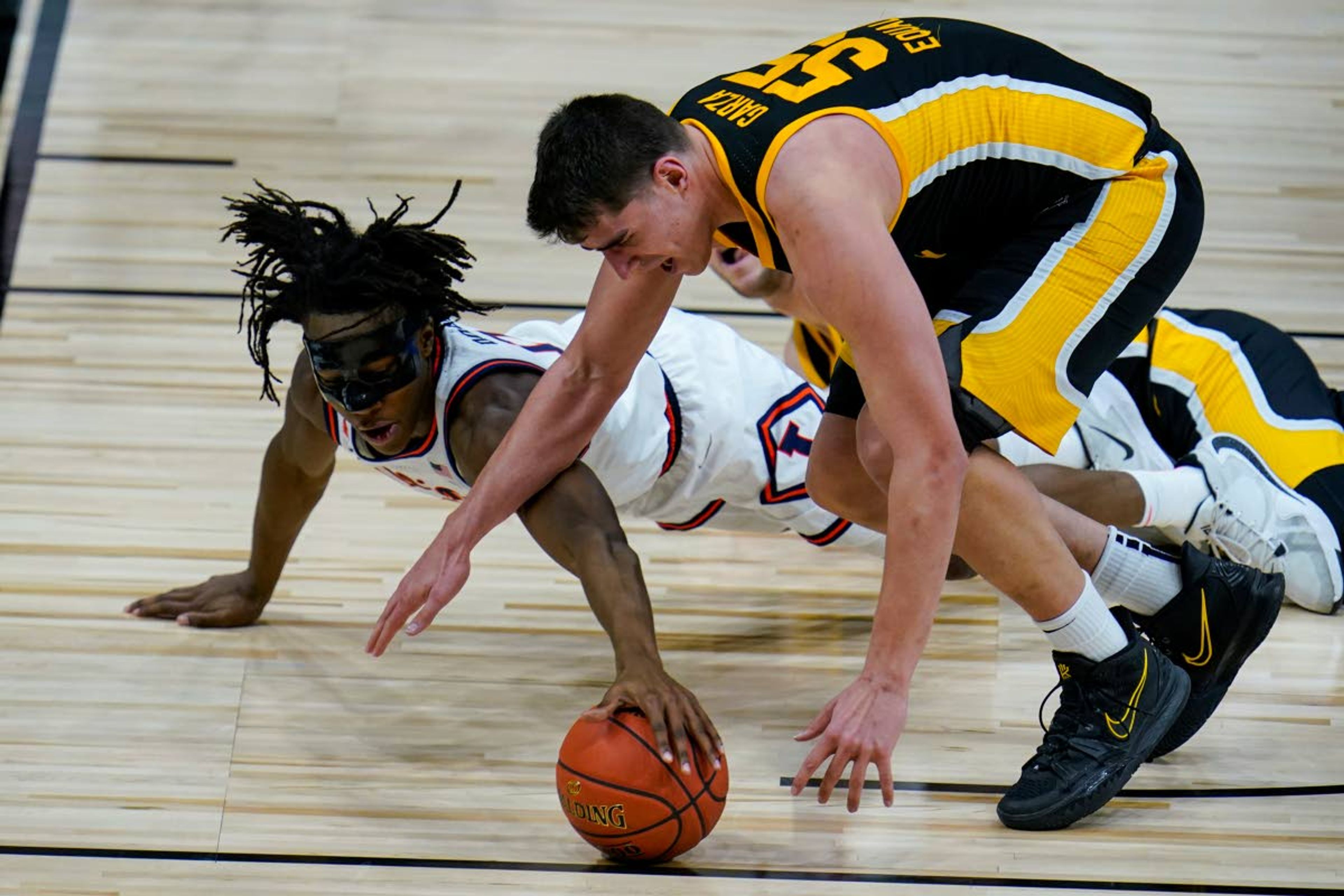 Zags aiming for perfection