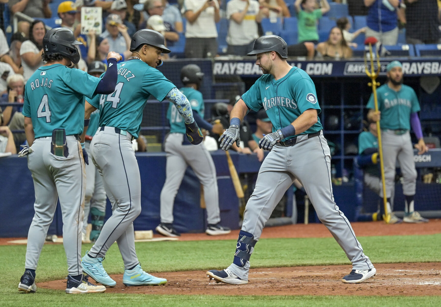 Raleigh homers to end M’s road trip on a high note