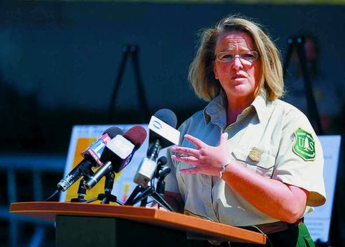 Patsy Mcentee Forest Service visits with Latah commissioners