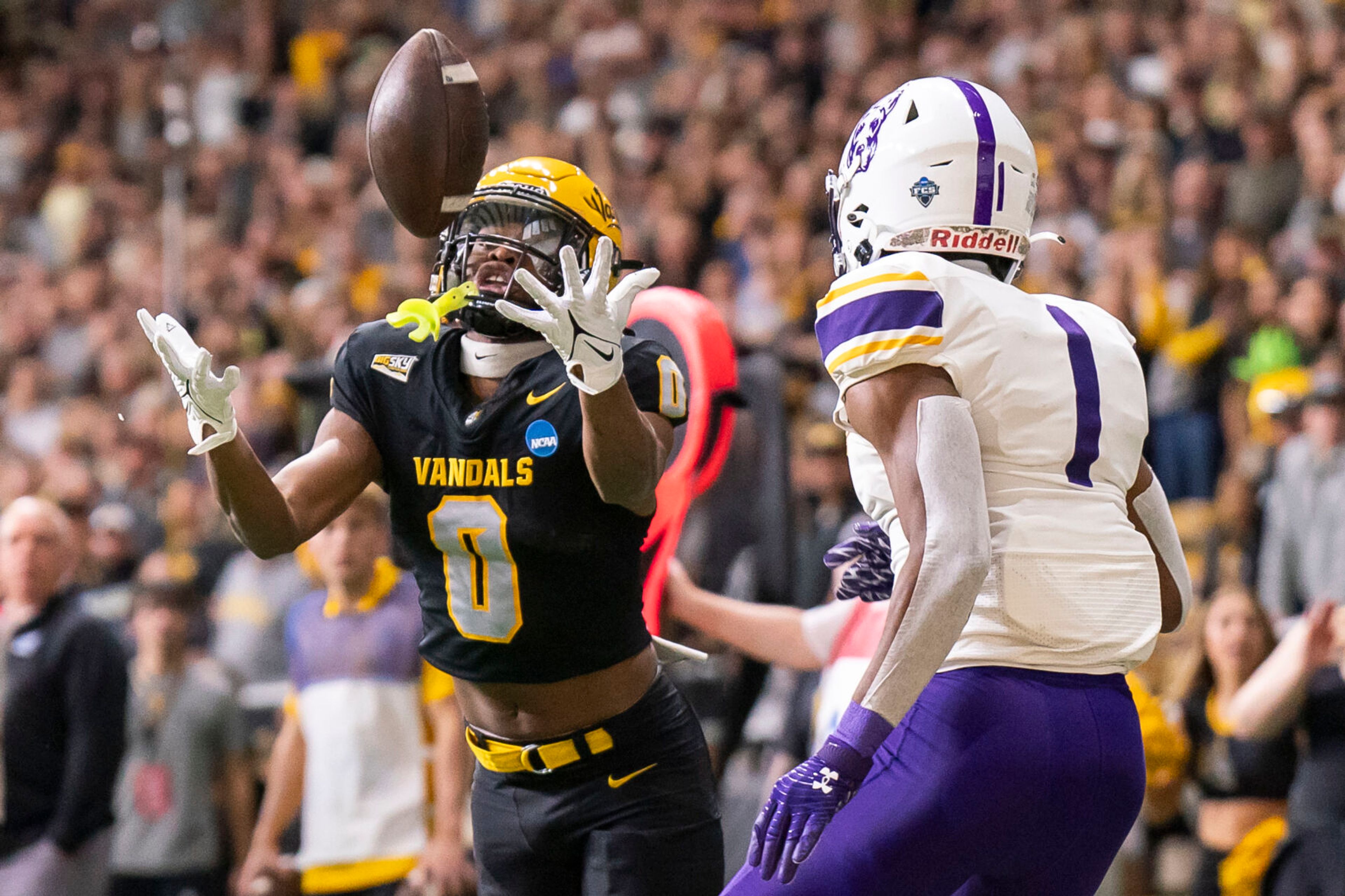 Idaho Vandals wide receiver Terez Traynor (0) attempts to catch the ball during their game against Albany in the third round of the 2023 Division I FCS Football Championship on Saturday inside the Kibbie Dome in Moscow.