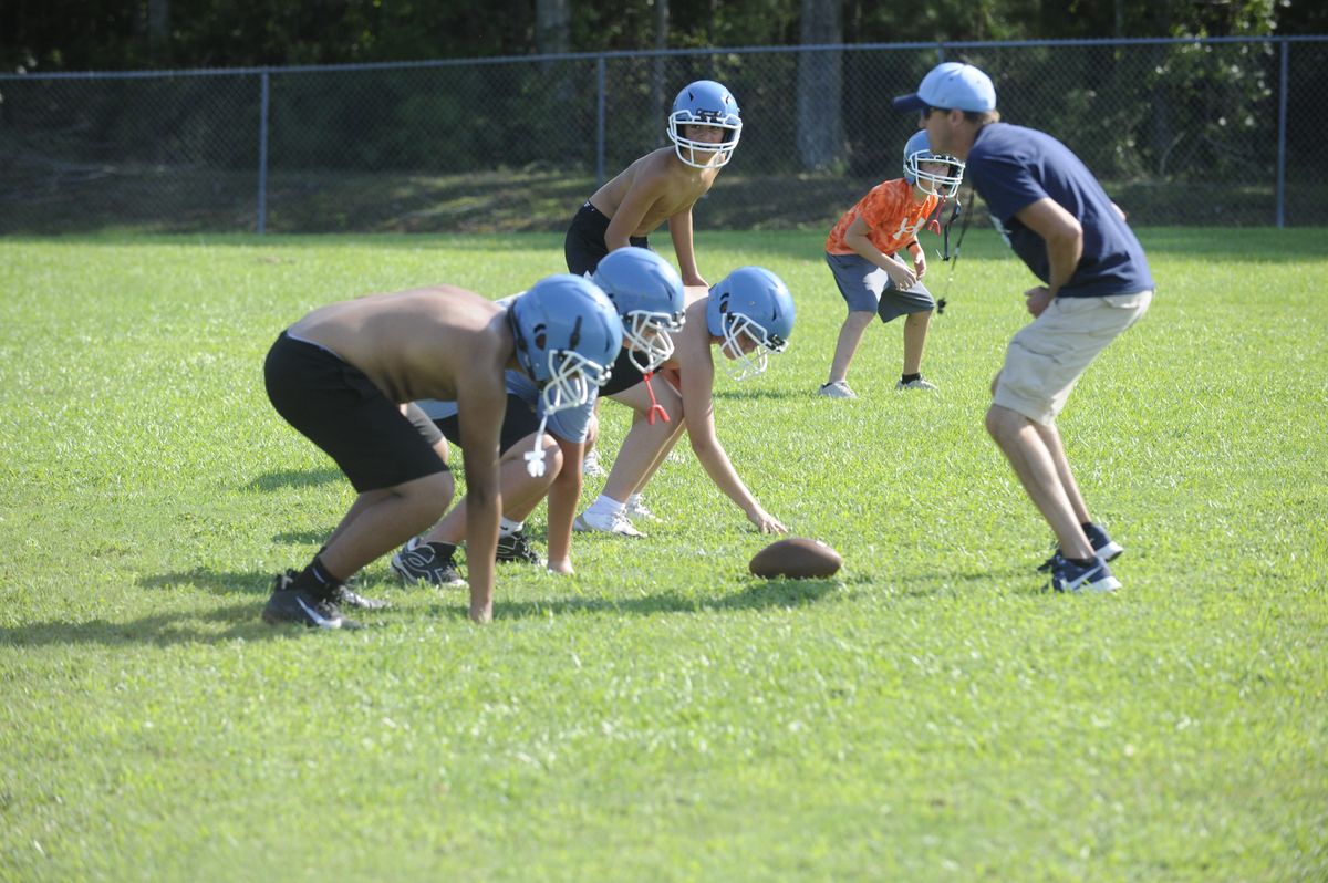 Photos: Football returns to Northeast Elementary