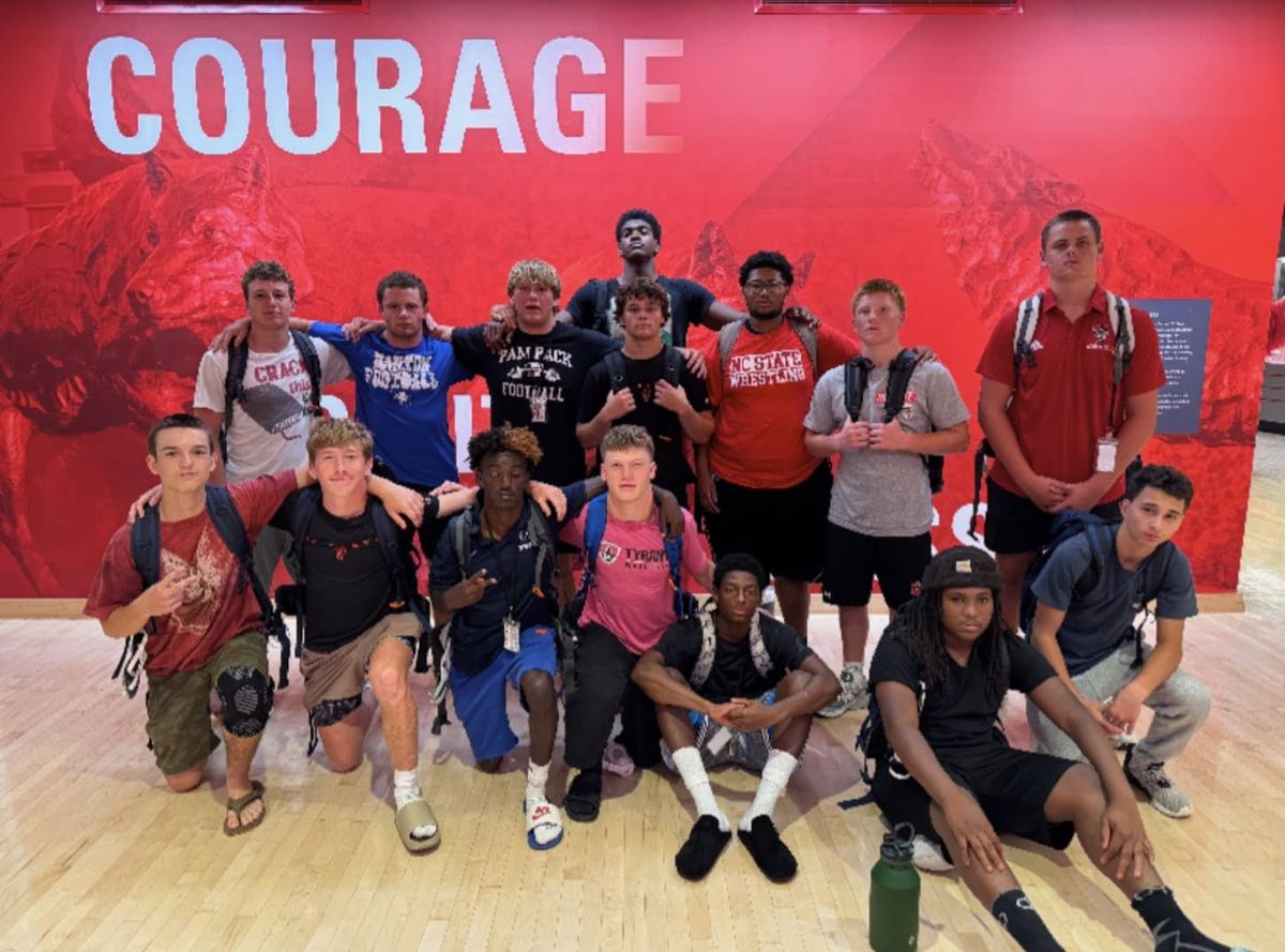 Washington wrestlers attend NC State camps