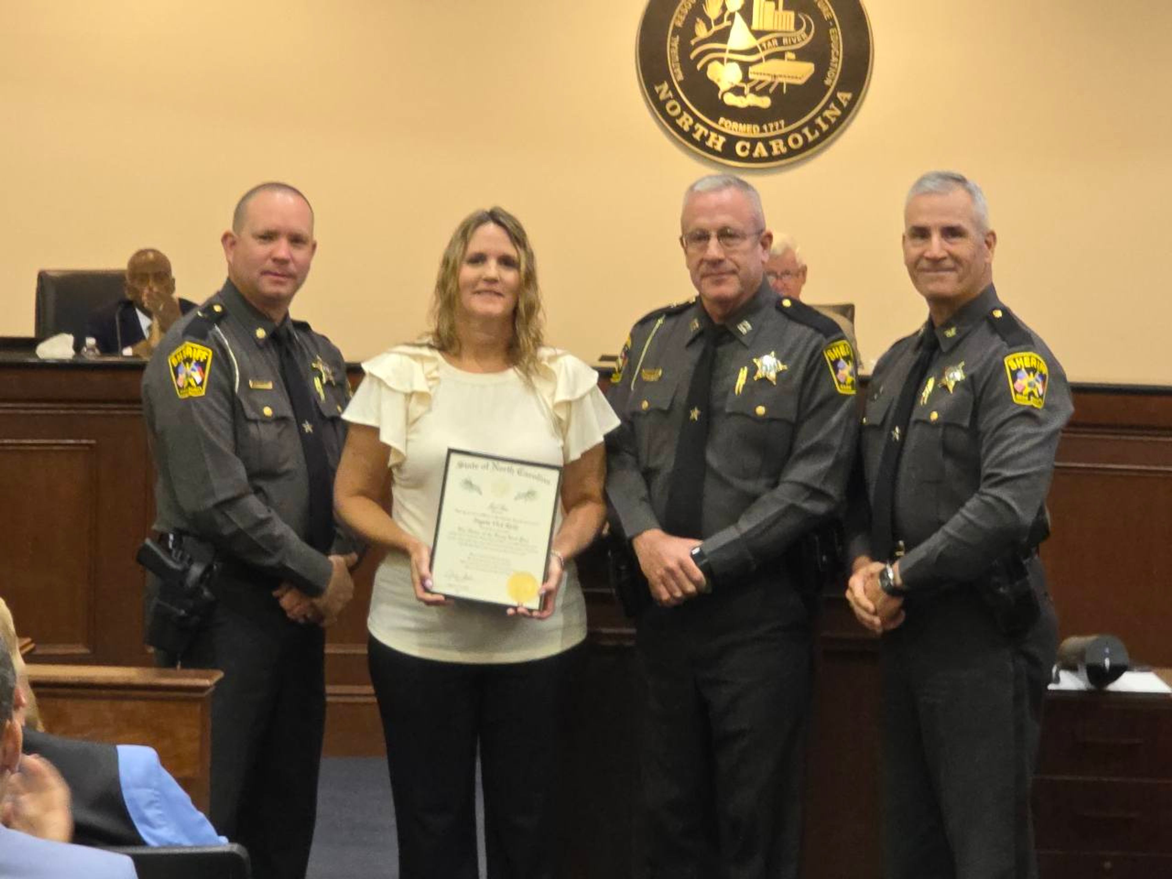 Commissioners honor retiring sheriff’s deputies
