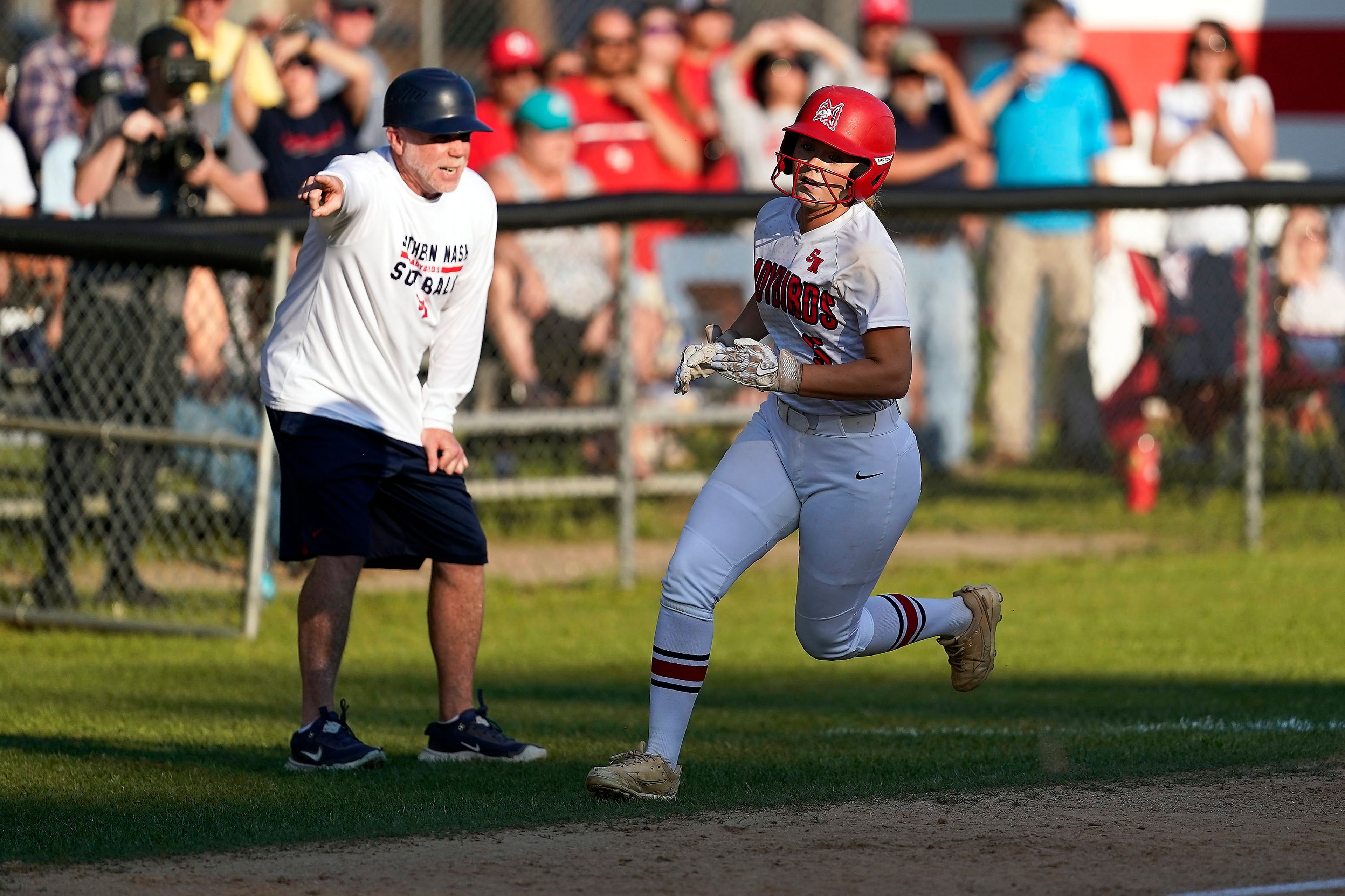  Ladybirds blank Swansboro in 1st round 