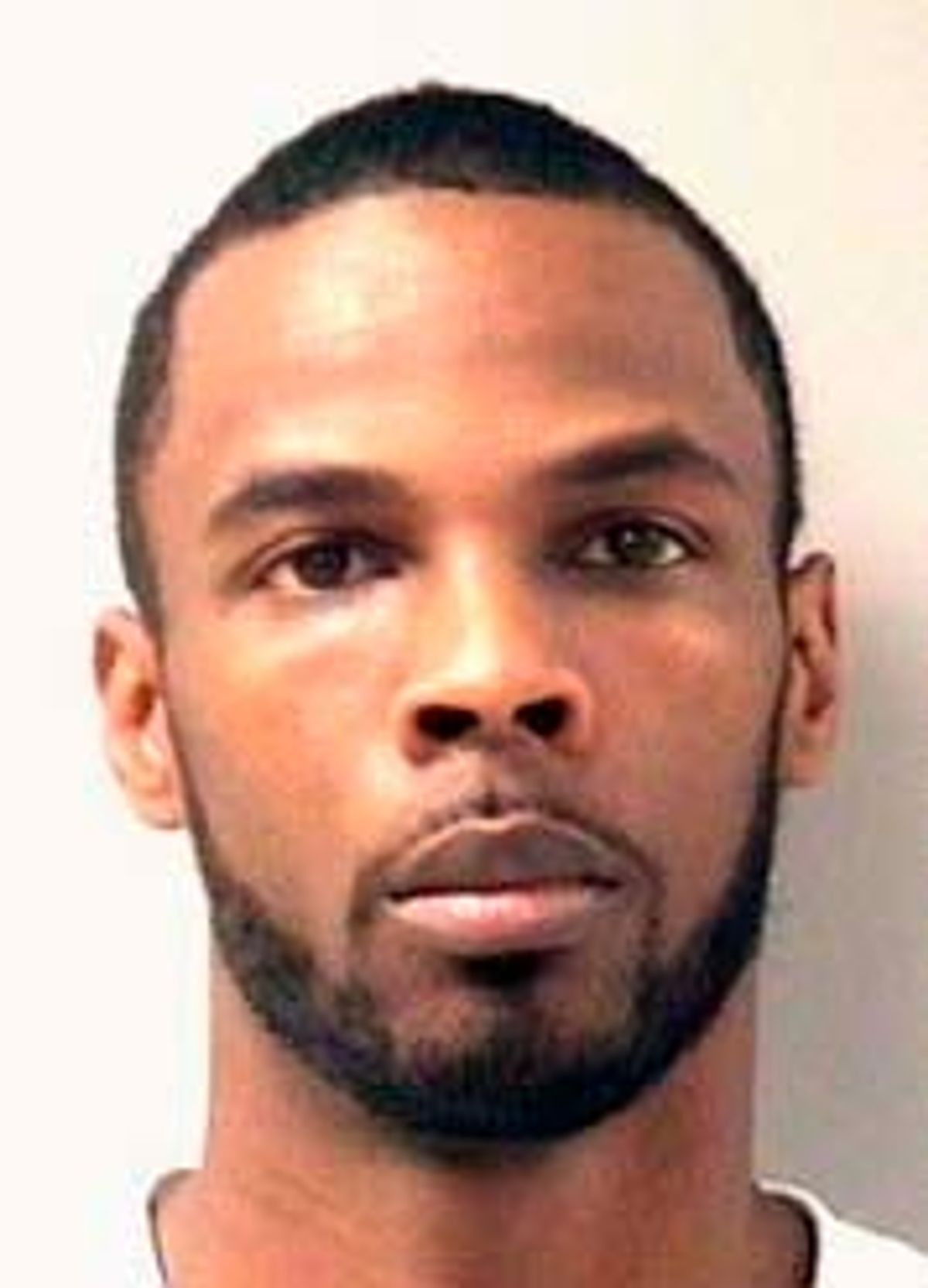 Portsmouth man arrested on burglary charges