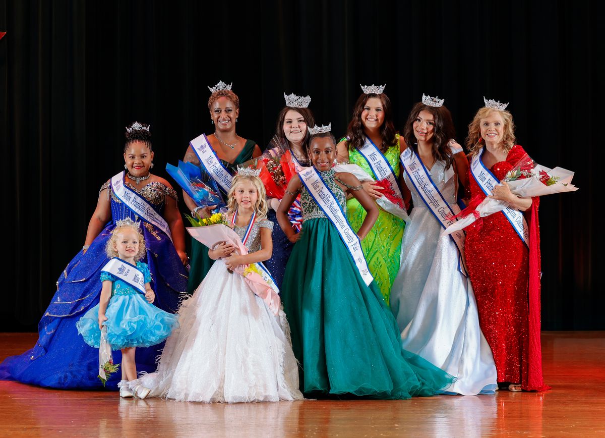 Burgess leads pageant winners as '26 fair queen
