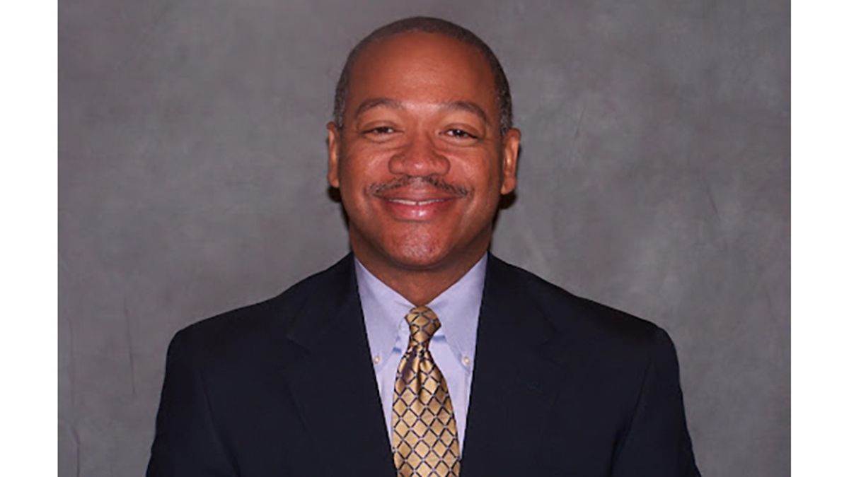 Board recognizes Goodwyn for VSBA honor