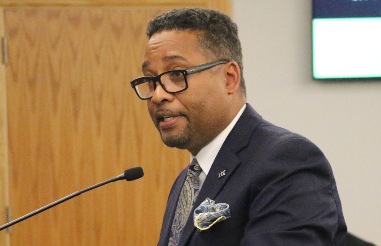 Edwards gives initial superintendent’s report