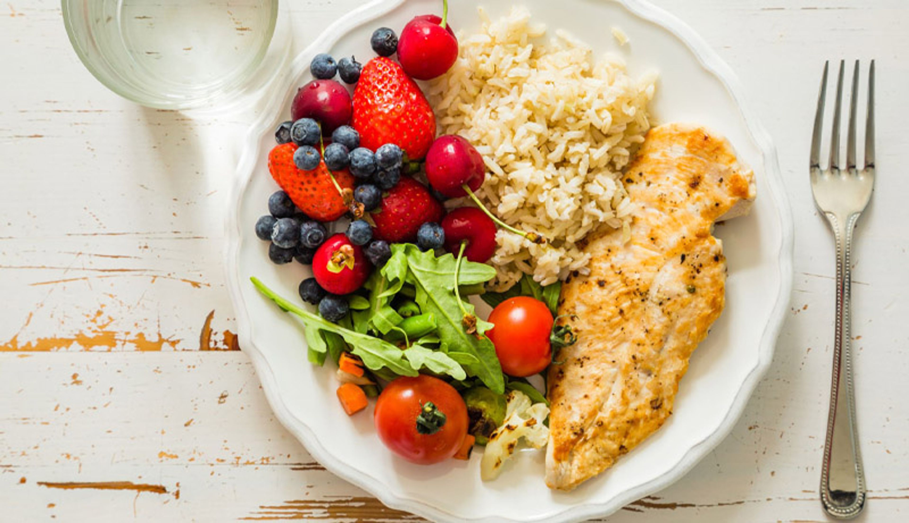 The New Food Pyramid: Shore’s Clinical Nutrition Director Weighs In