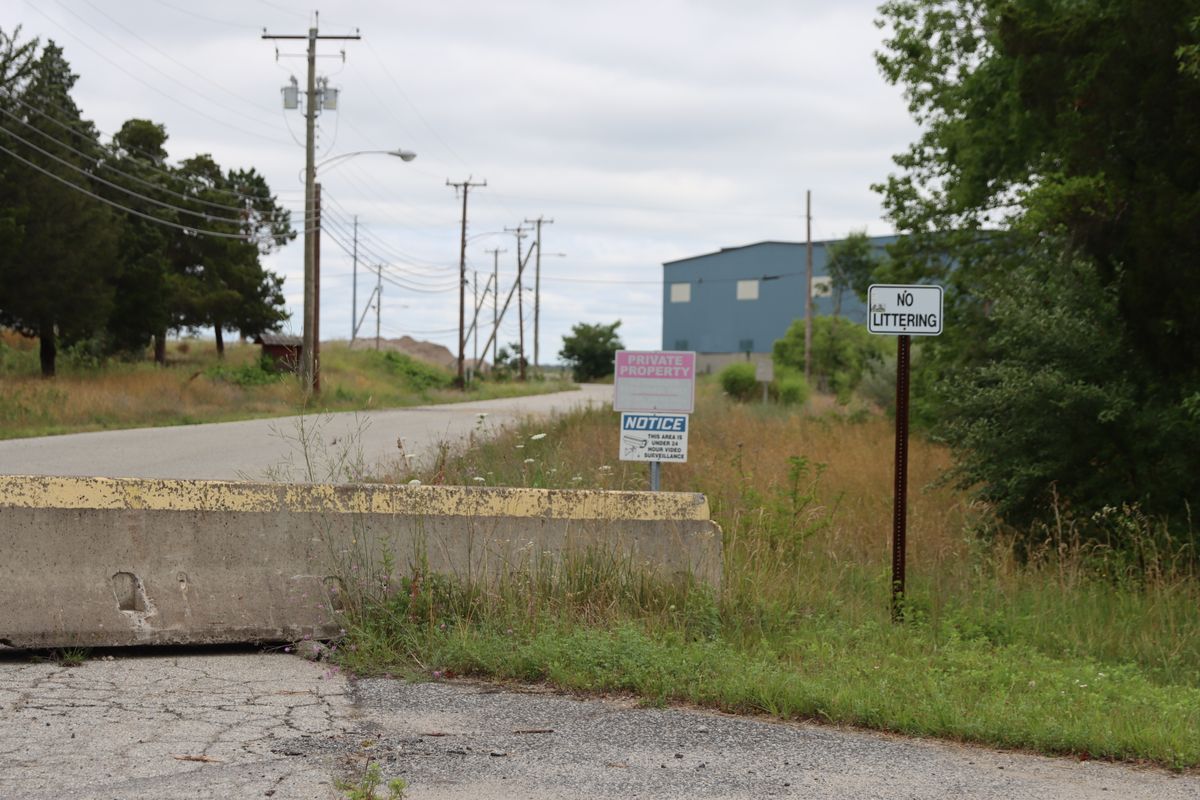 Neighbors Worry Over Plan for Former Power Plant Site
