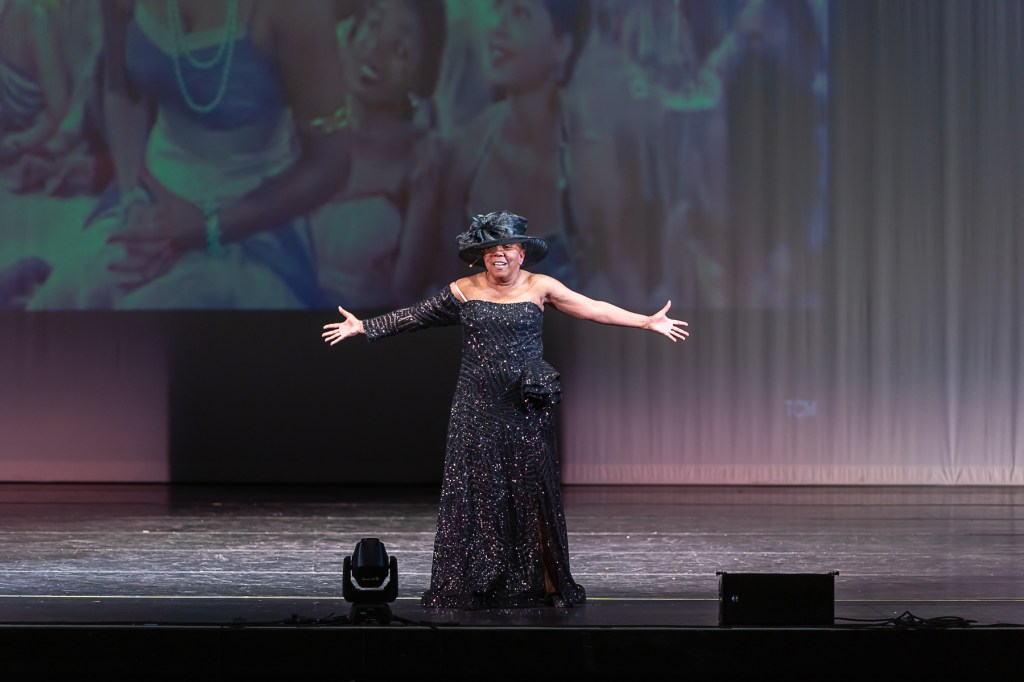 One-woman show brings brilliance of Pearl Bailey, Moms Mable