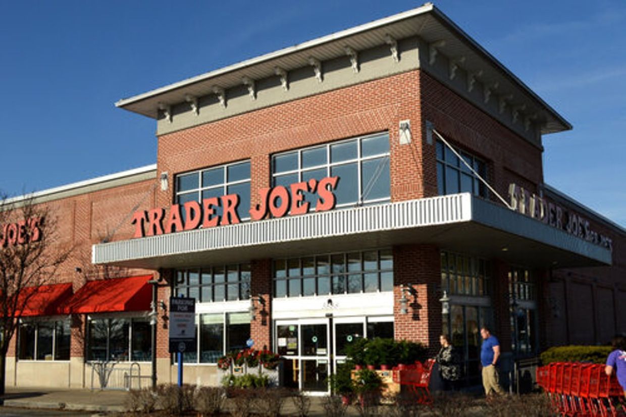 Trader Joe's aims for December opening in Joliet; First Watc...