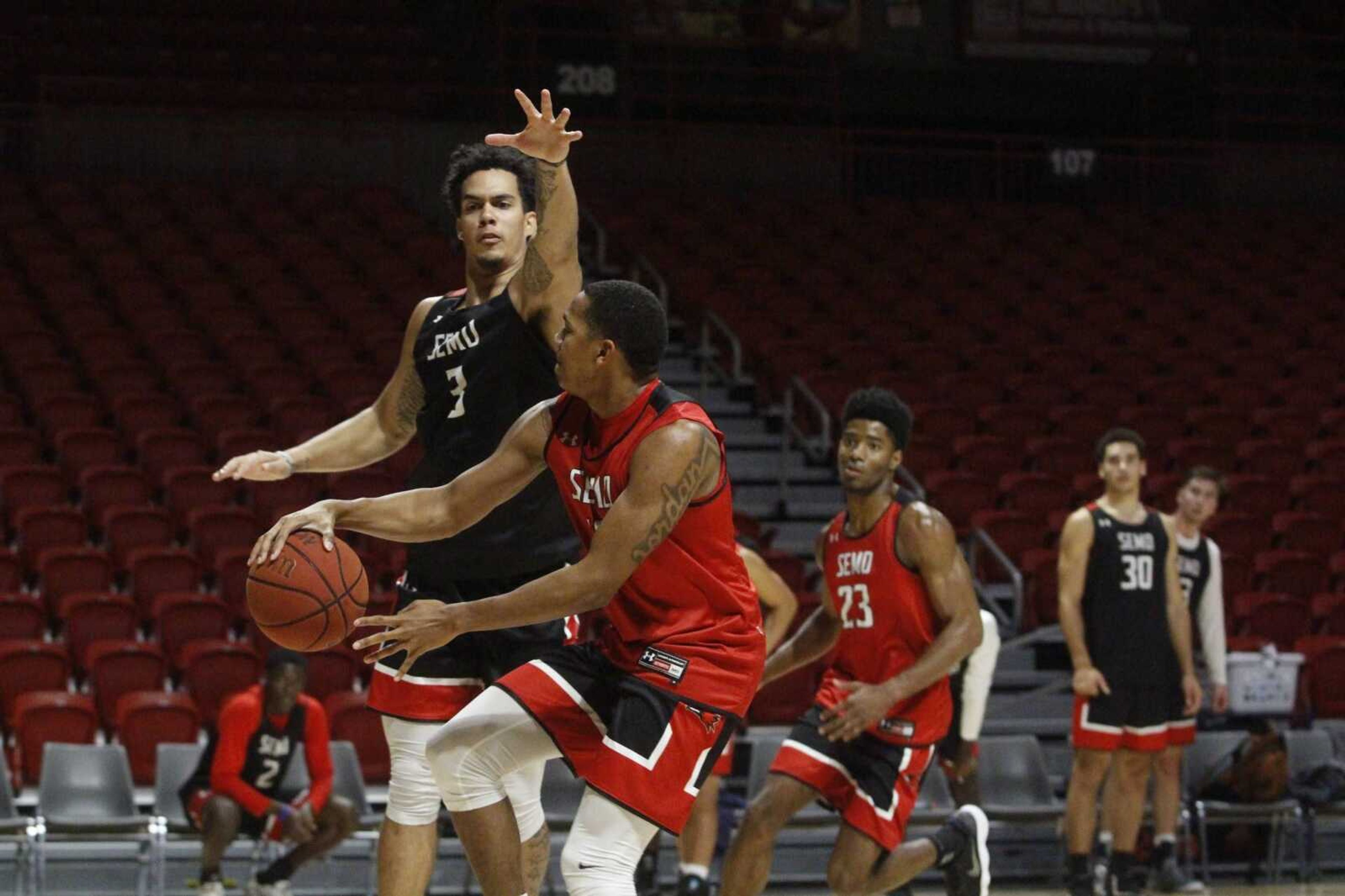 Redhawks finish 2-1 in South Alabama Tournament