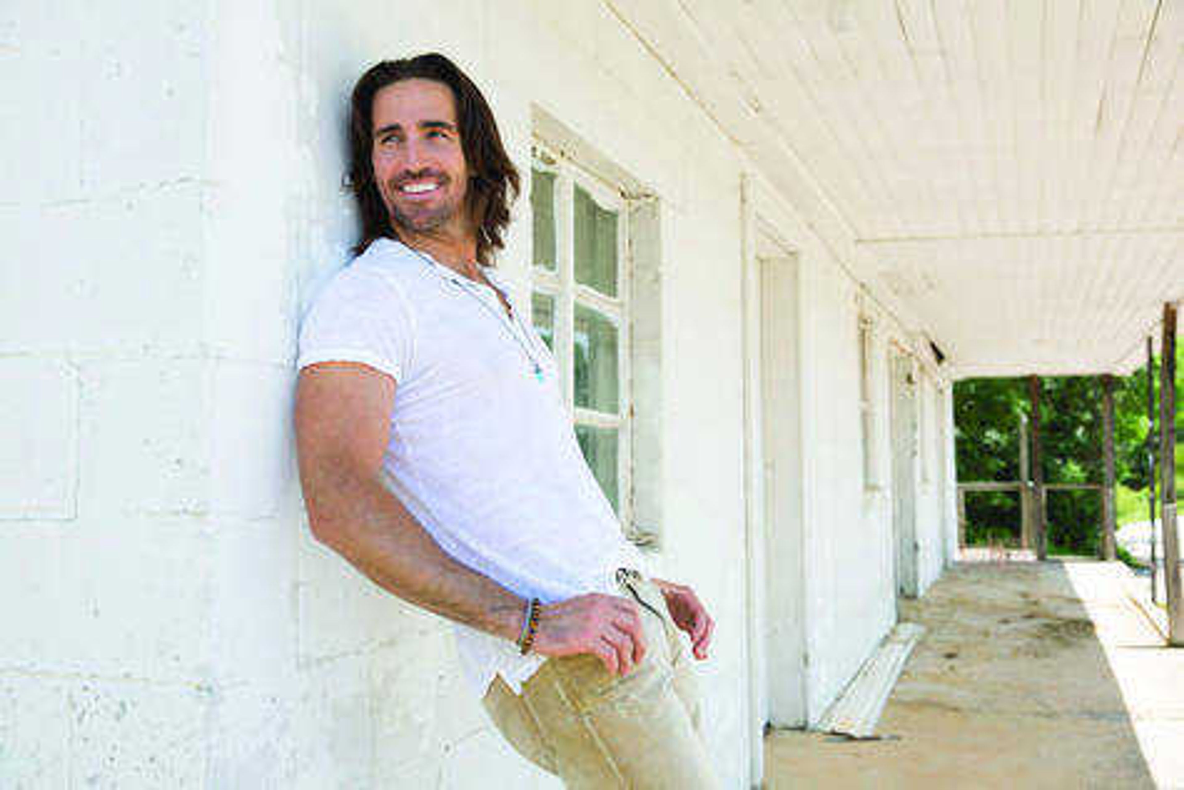 Country artist Jake Owen will be performing at the Show Me Center Sept.18.
