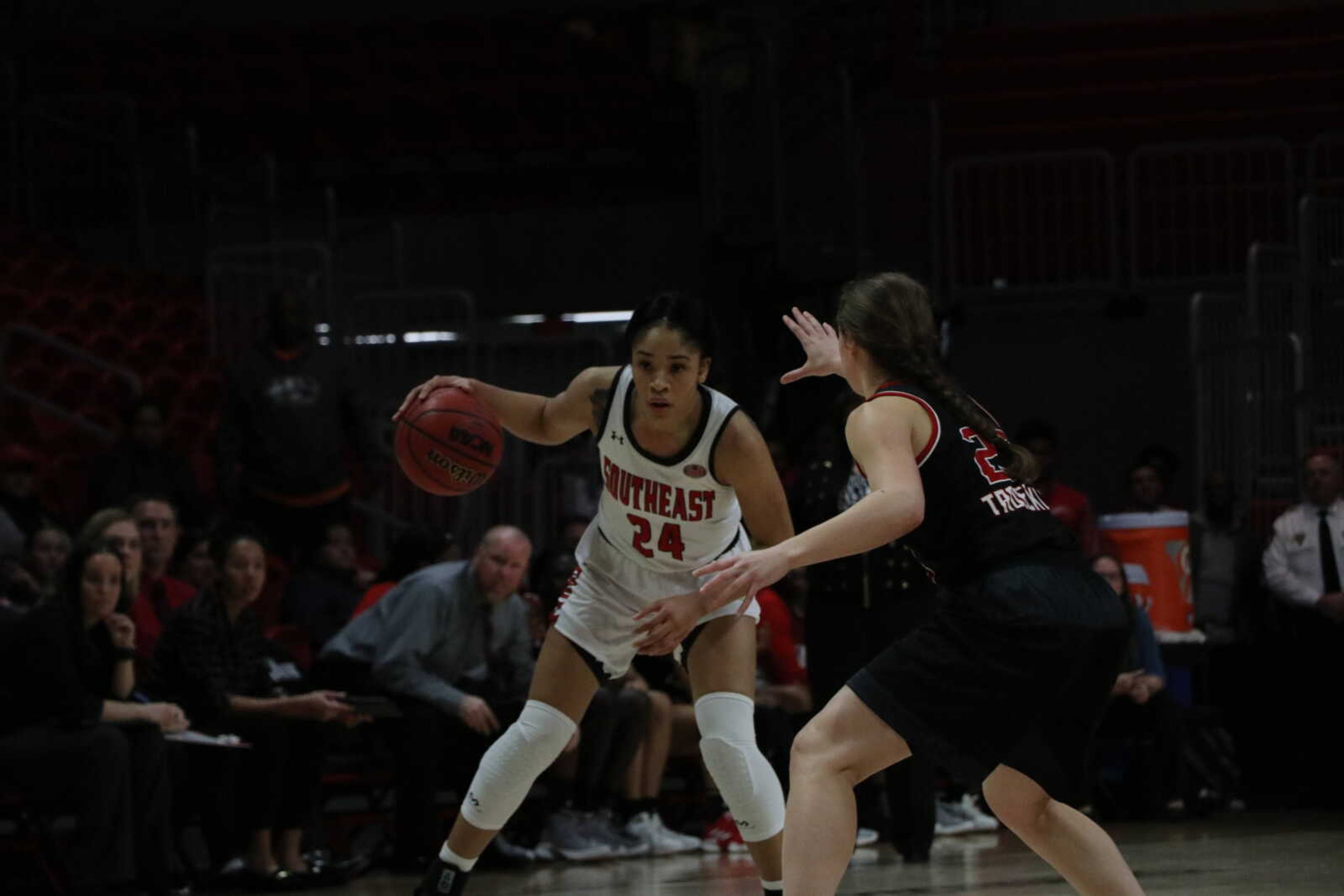 Sophomore guard Tesia Thompson dribbles in the half court against SIU-E on Jan. 24 at the Show Me Center.