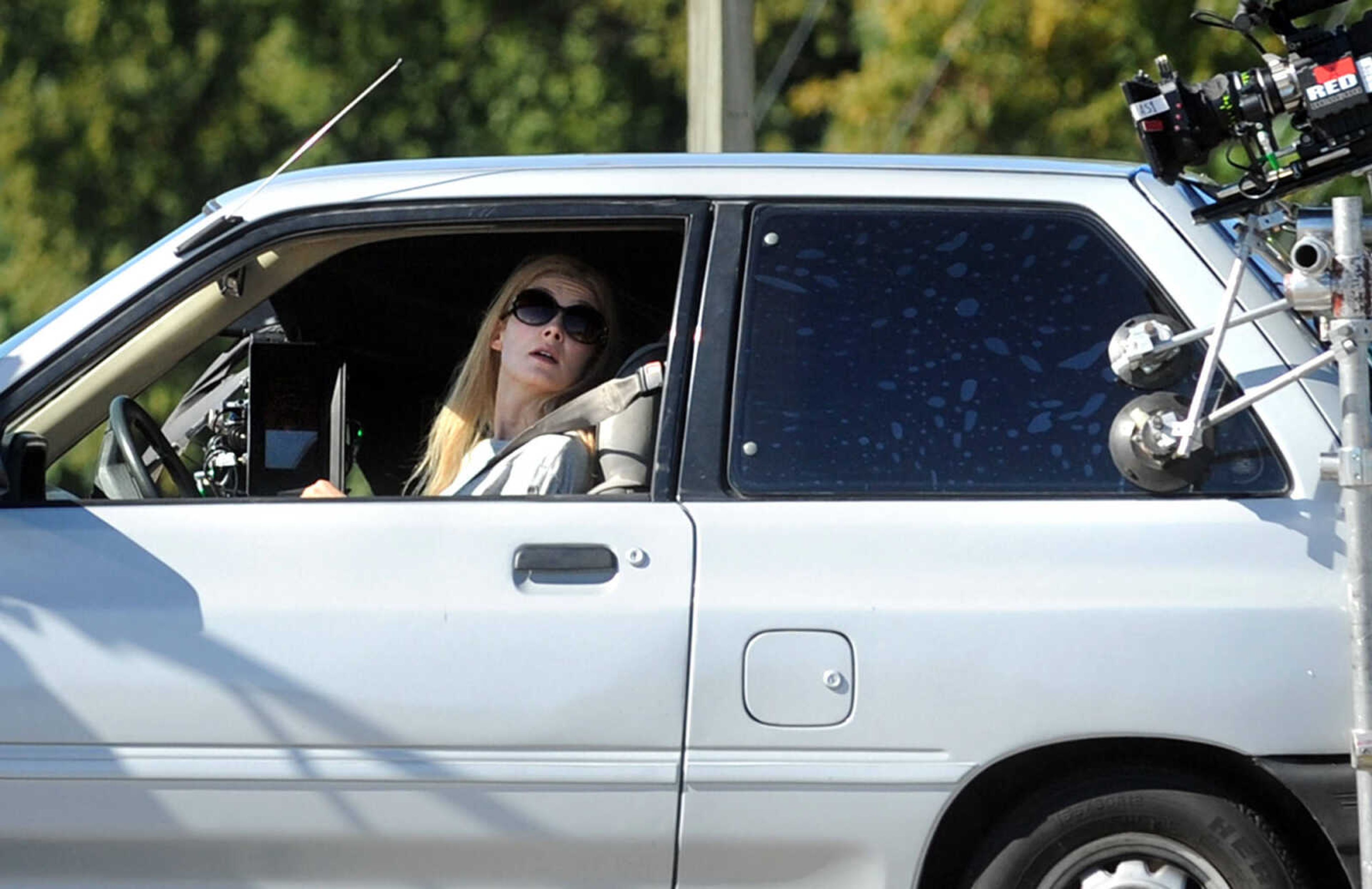 <b>Actress Rosamund Pike on the set of "Gone Girl" on Sept. 23 in Cape Girardeau.</b> Southeast Missourian photo