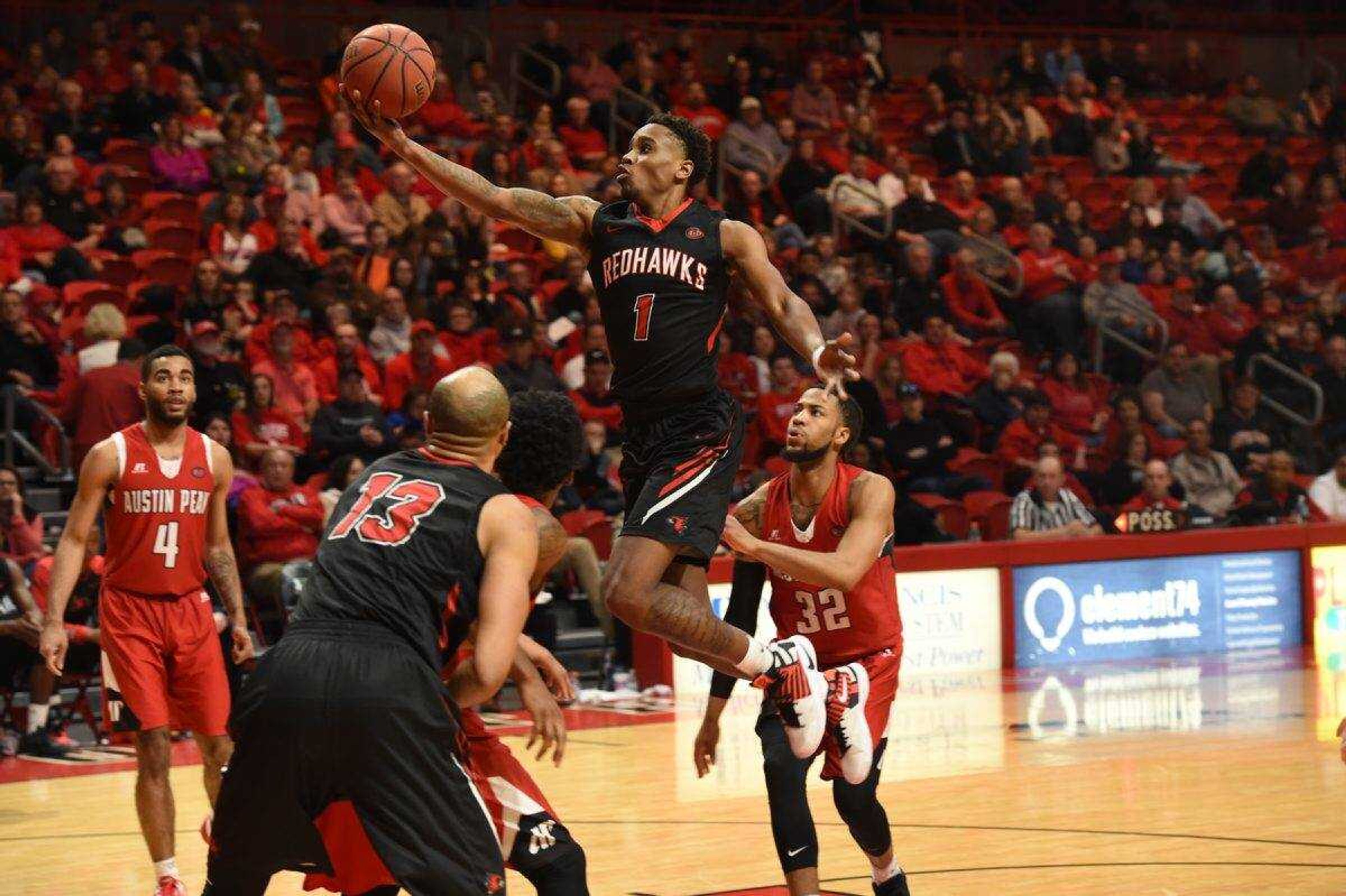 Men's basketball holds fifth seed in OVC tournament