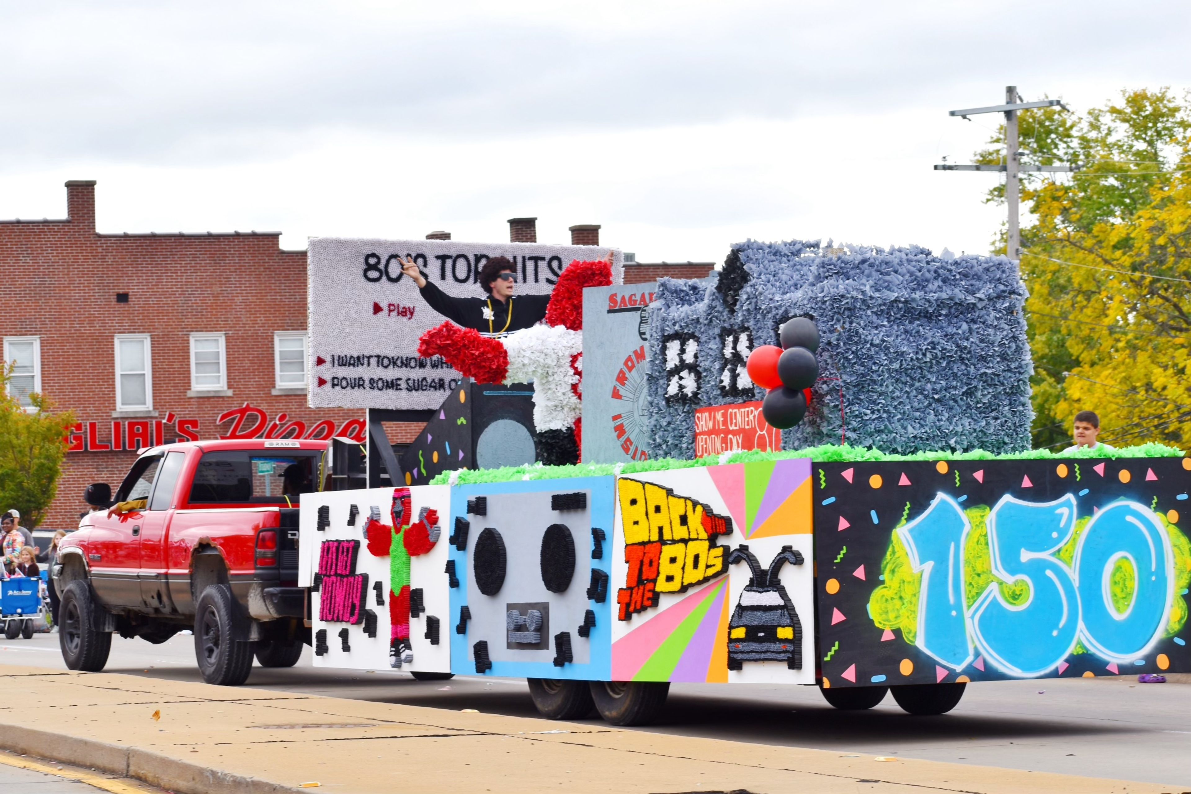 Homecoming behind the scenes: Building tradition with tissue paper
