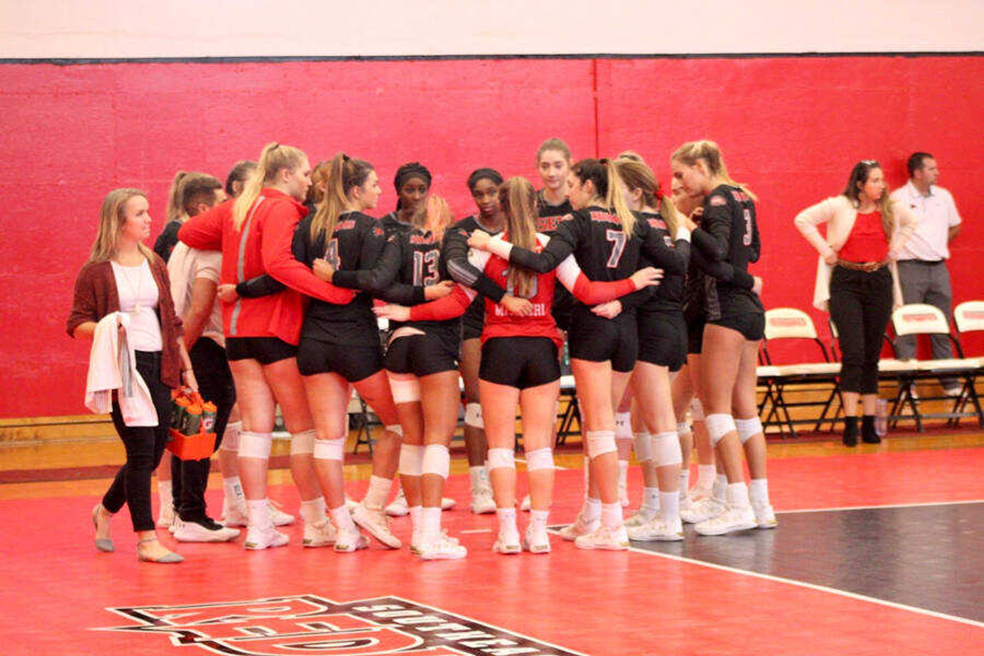 The Southeast volleyball team huddles between sets in a four set win over Jacksonville State on Nov. 2, 2019.