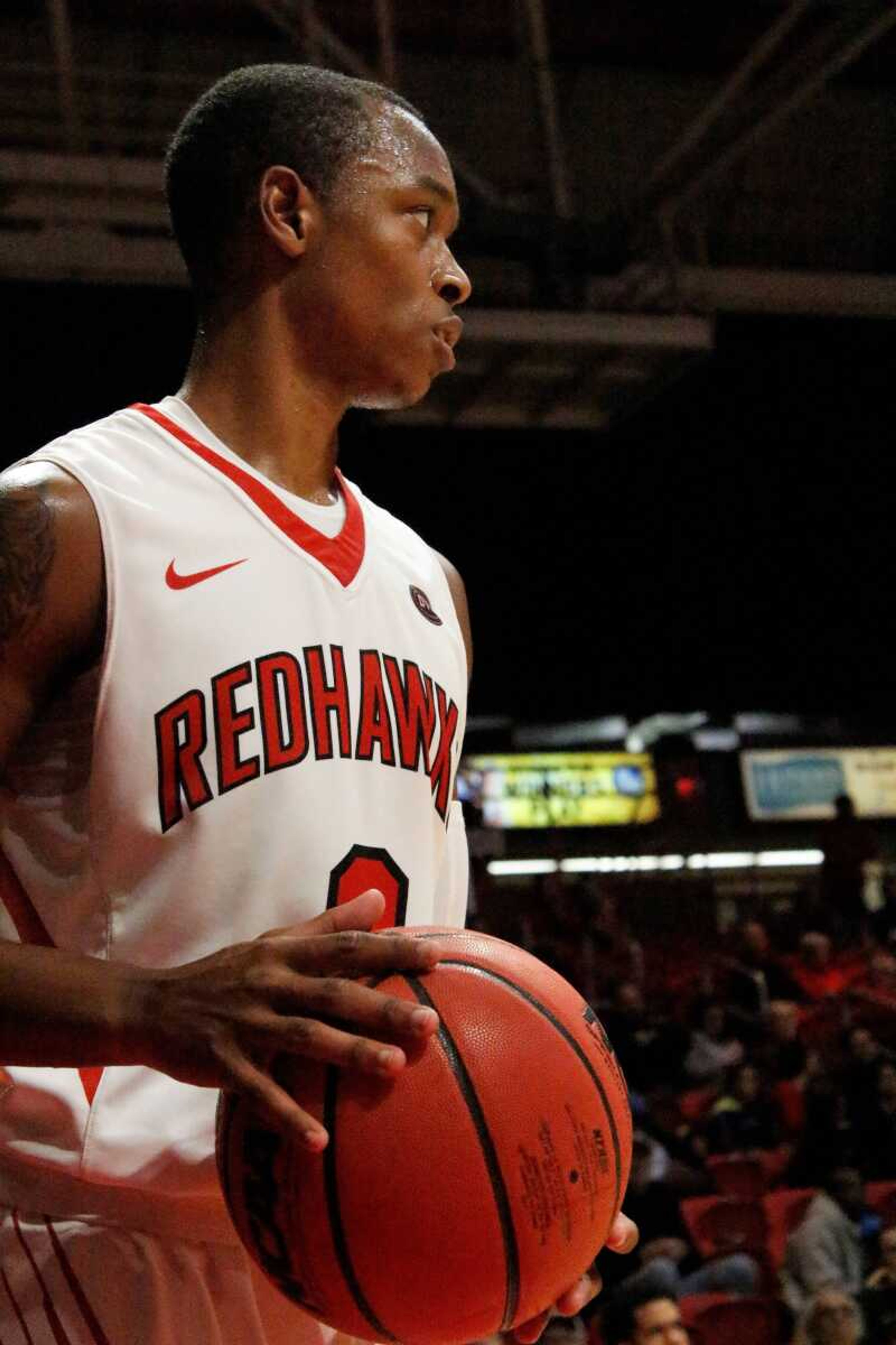 Redhawks survive late comeback by UMKC