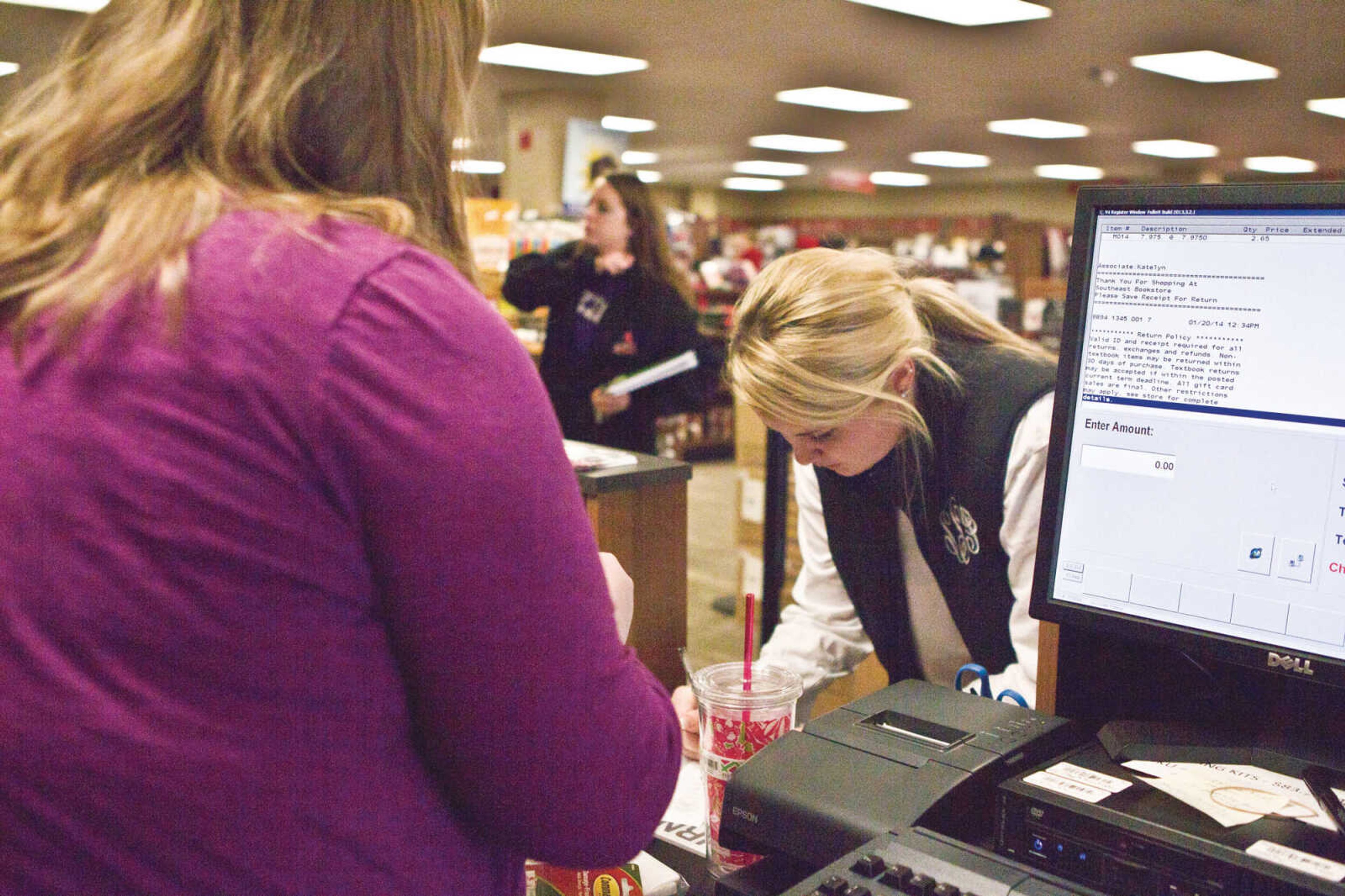 <b>Students renting and buying their books for the 2014 spring semester.</b> Photo by Alyssa Brewer