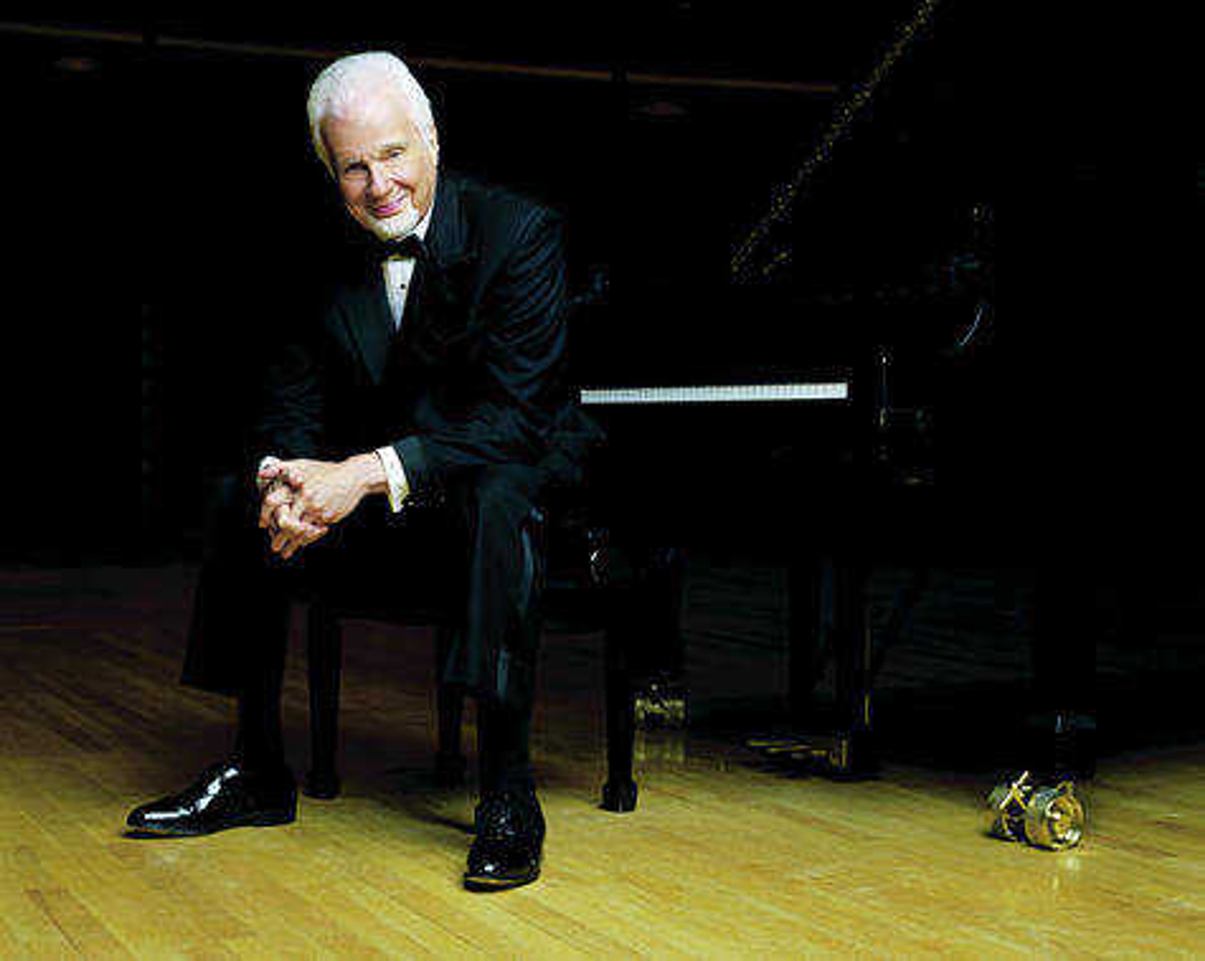 Jazz series begins with honor to famed pianist