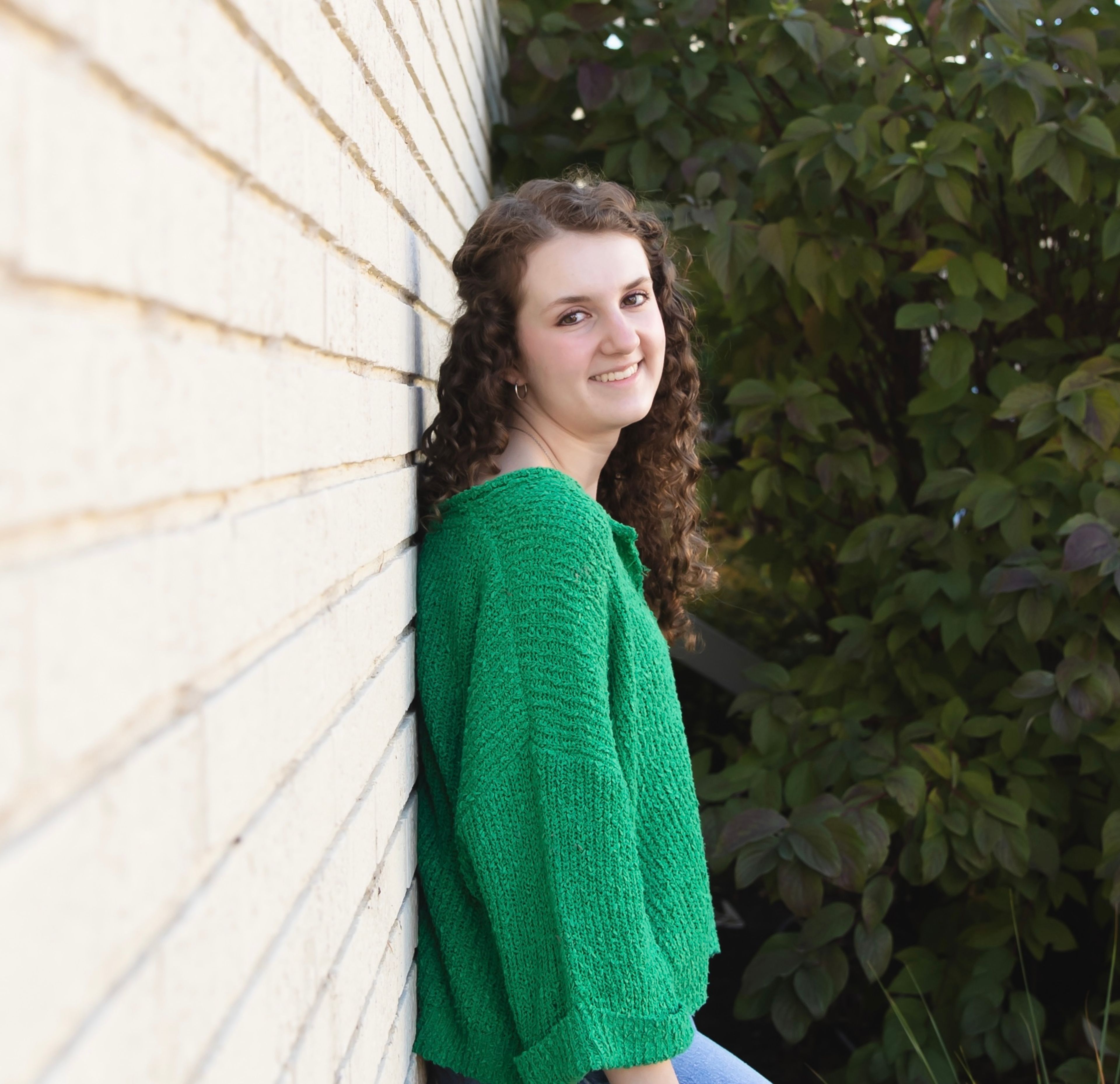 A Headshot from Kinsley Wardle's portfolio.